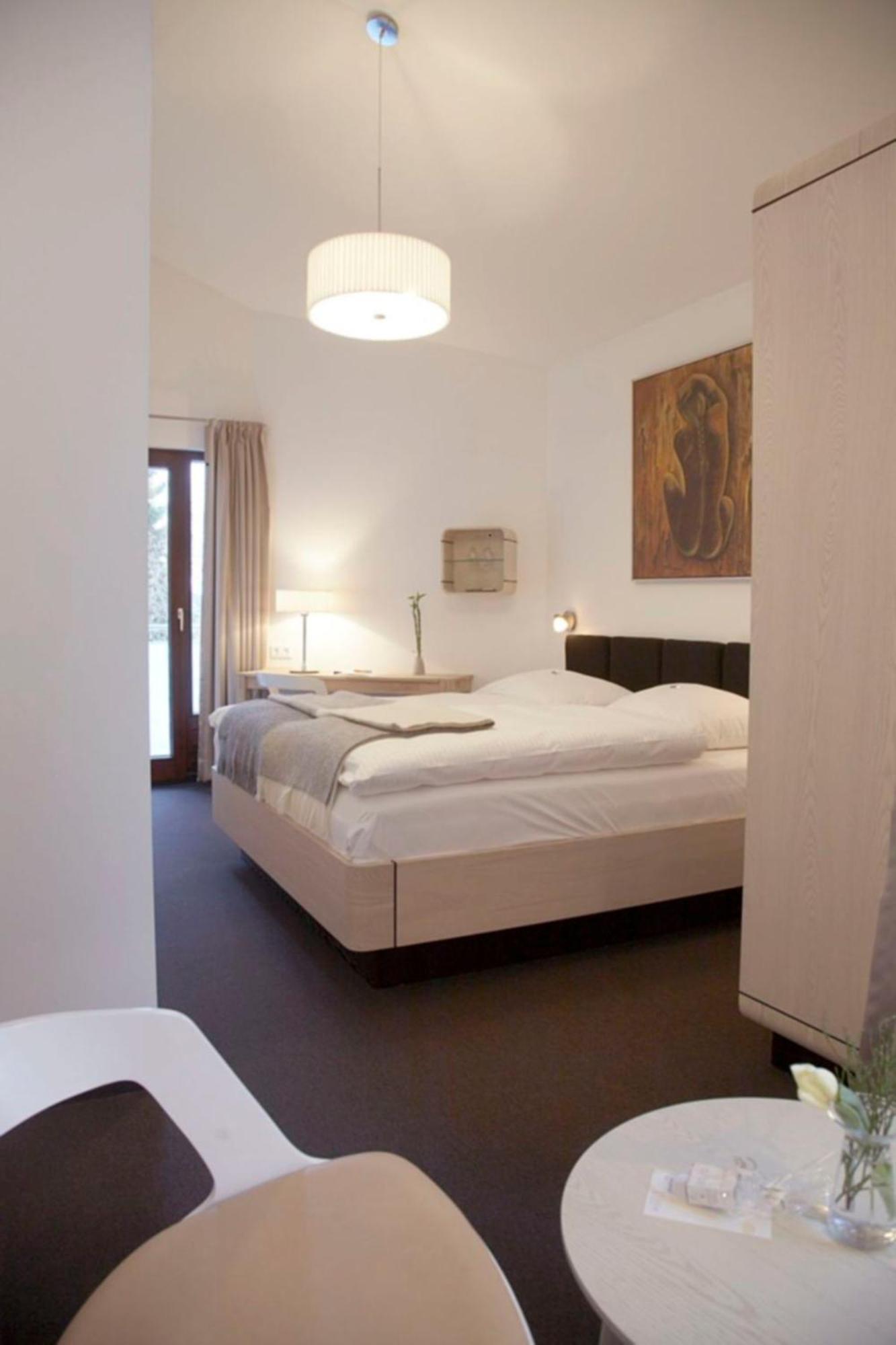 Superior Single Room,67844114:JPEG