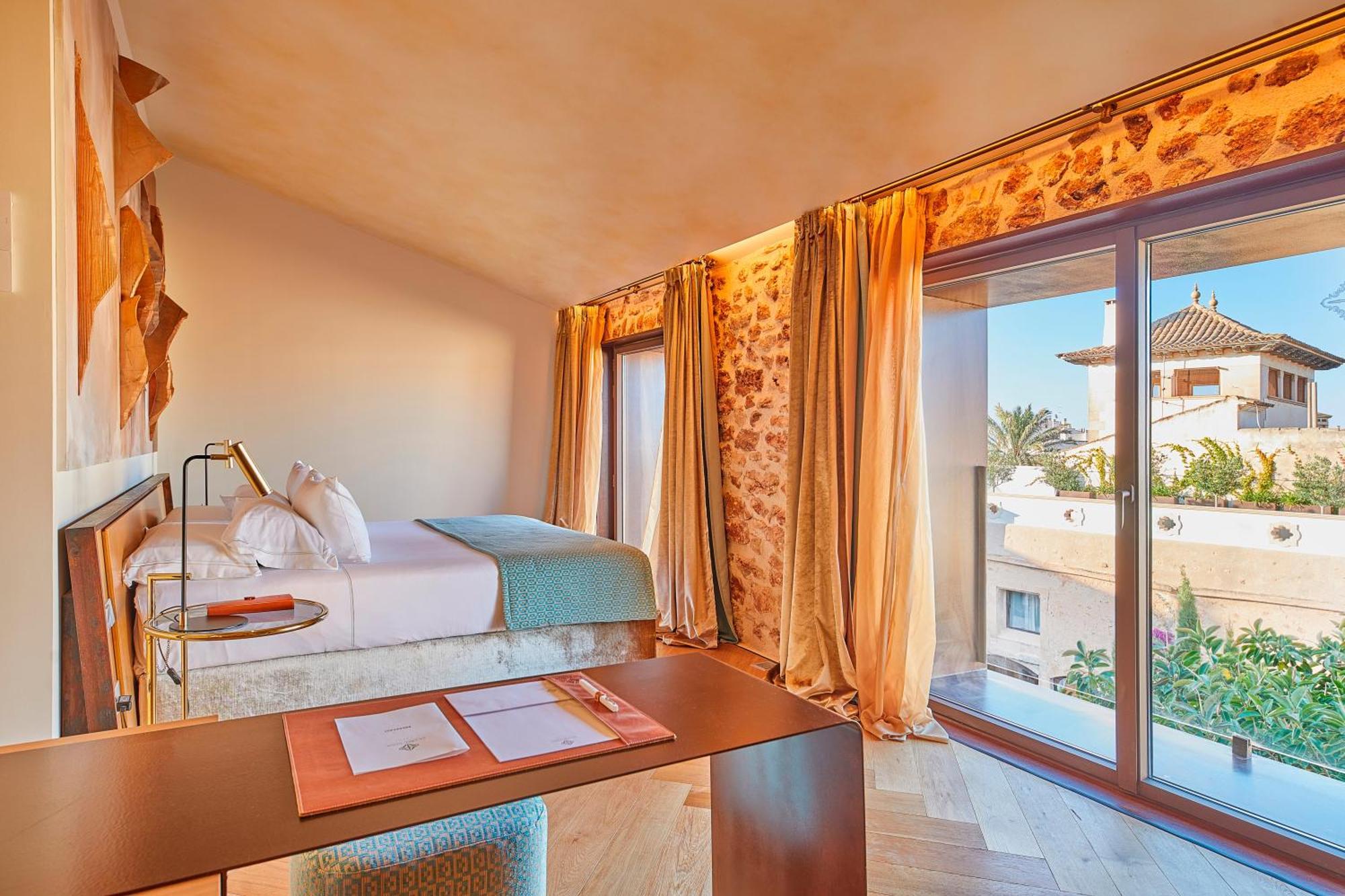 Superior Suite