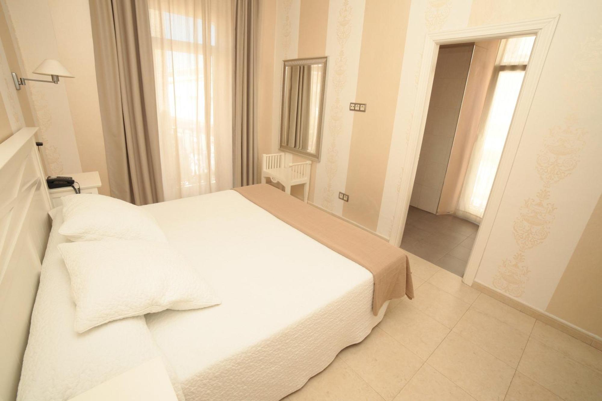 Triple Room,12026568:JPEG