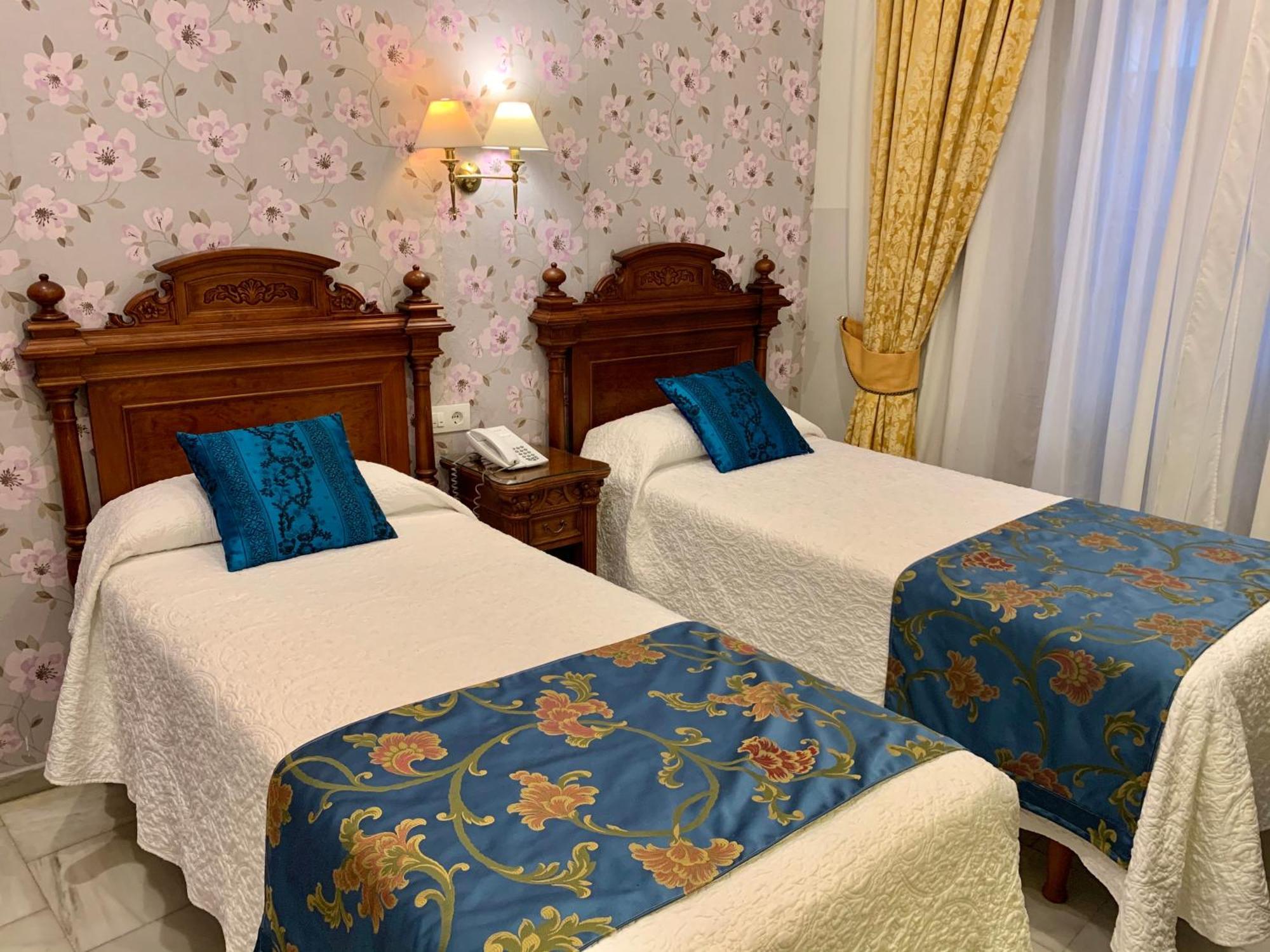 Twin Room,1214626324:JPEG