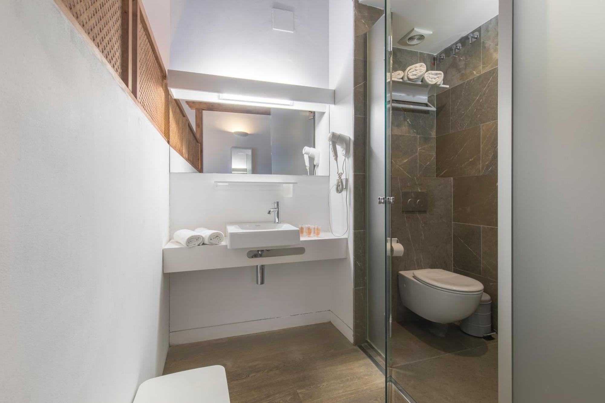 Superior Double or Twin Room Alhambra View