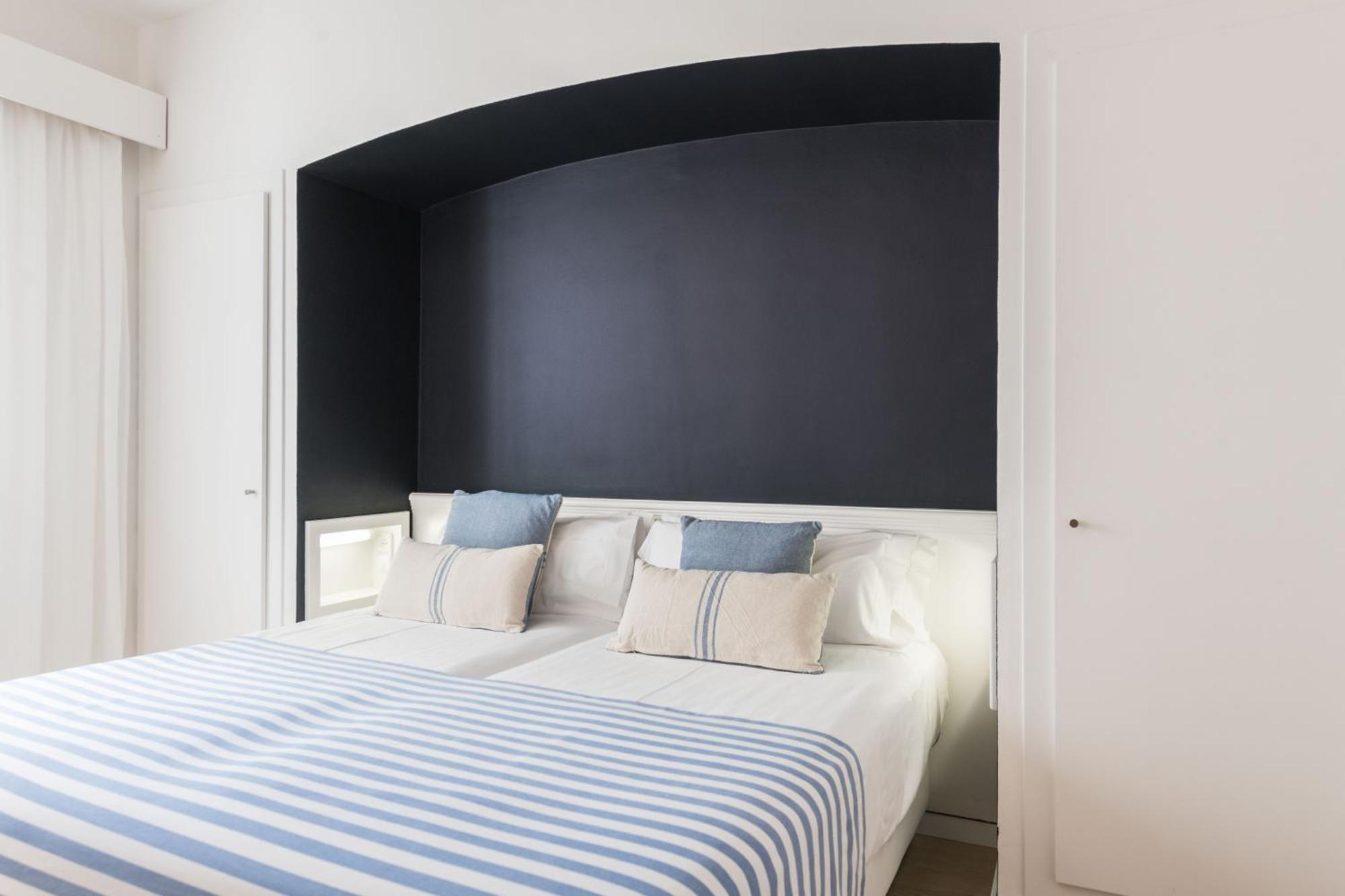 Budget Double or Twin Room wth internal view
