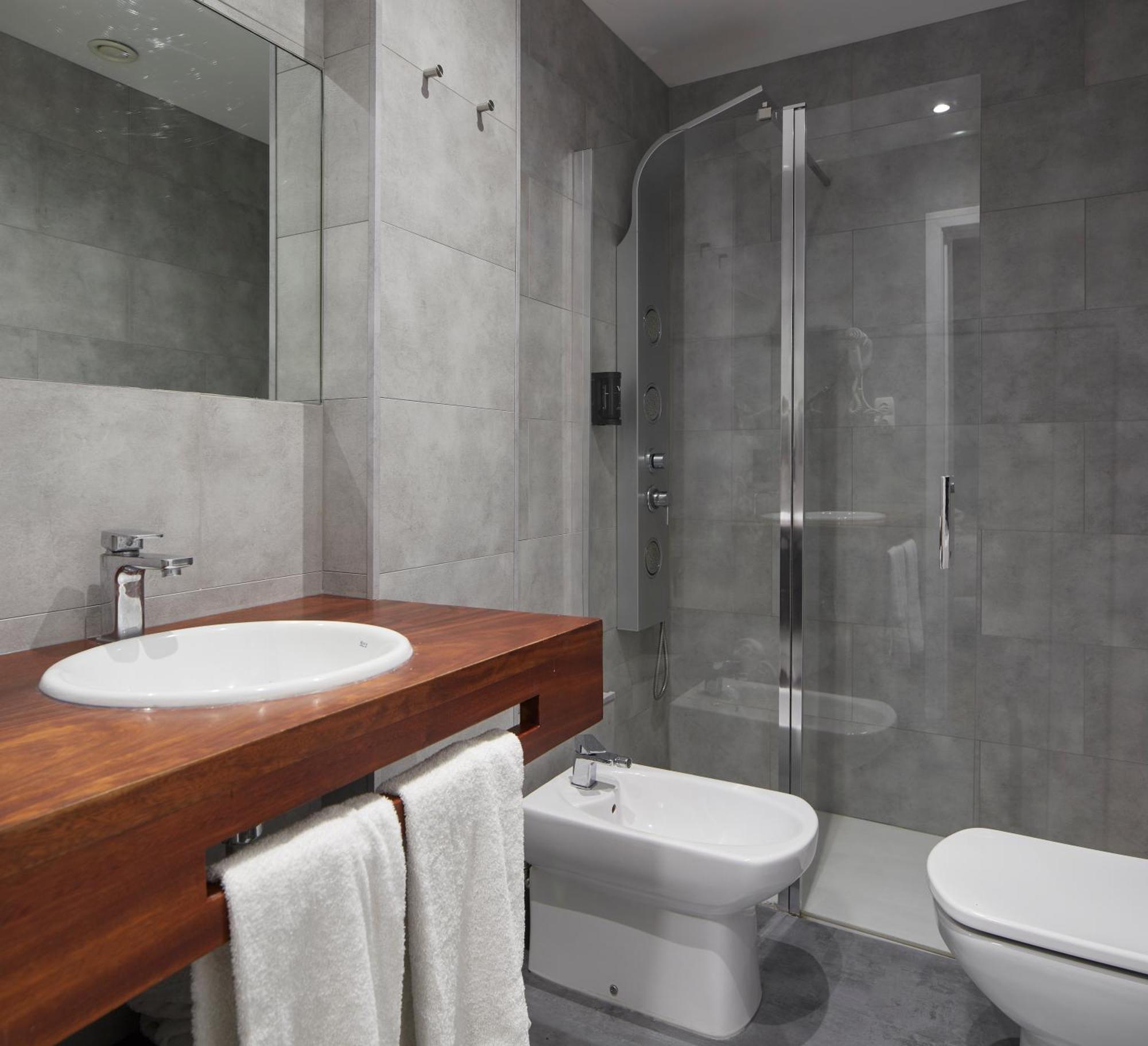 Small Double Room Spa access