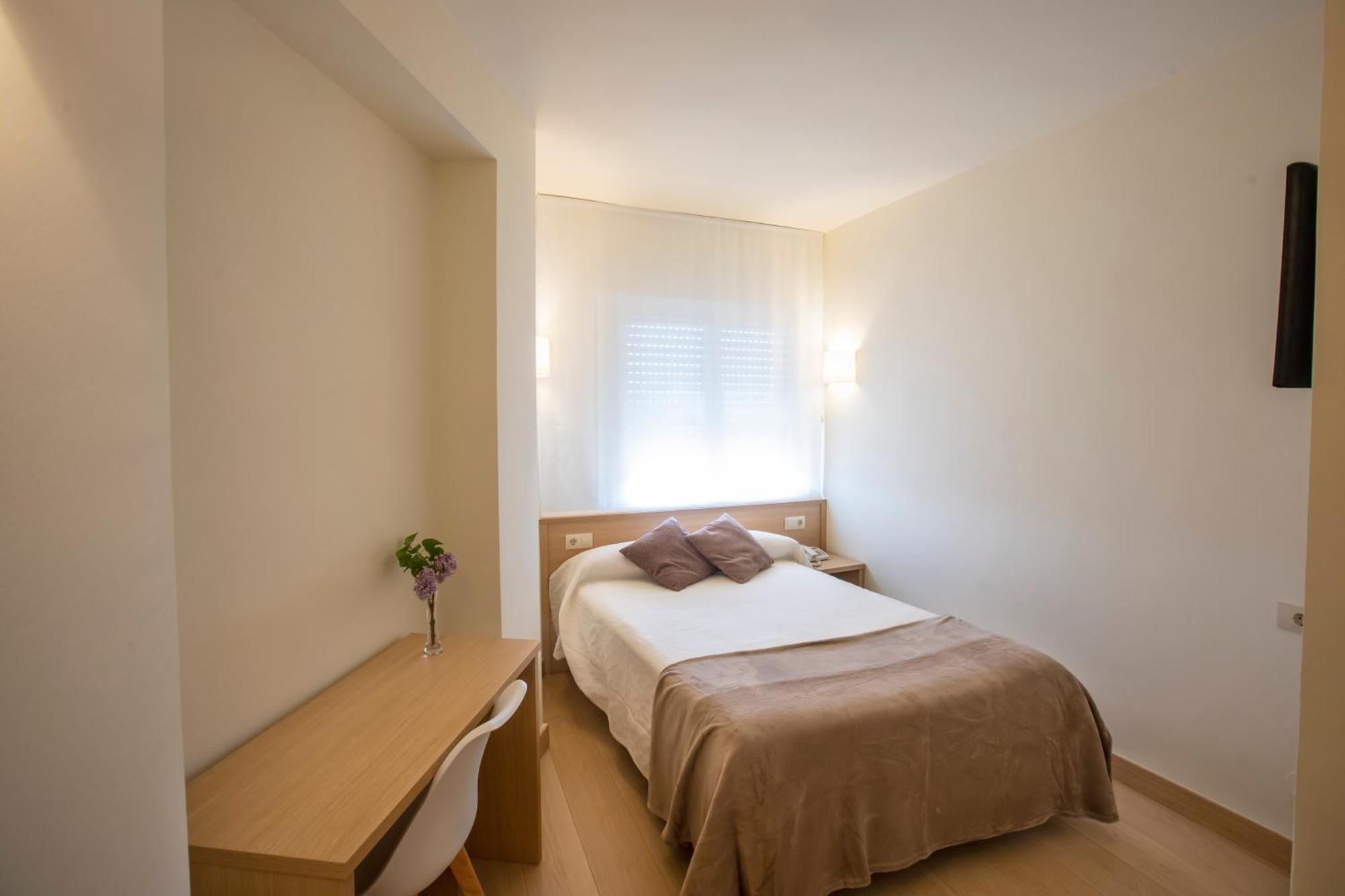 Single Room,1214692213:JPEG