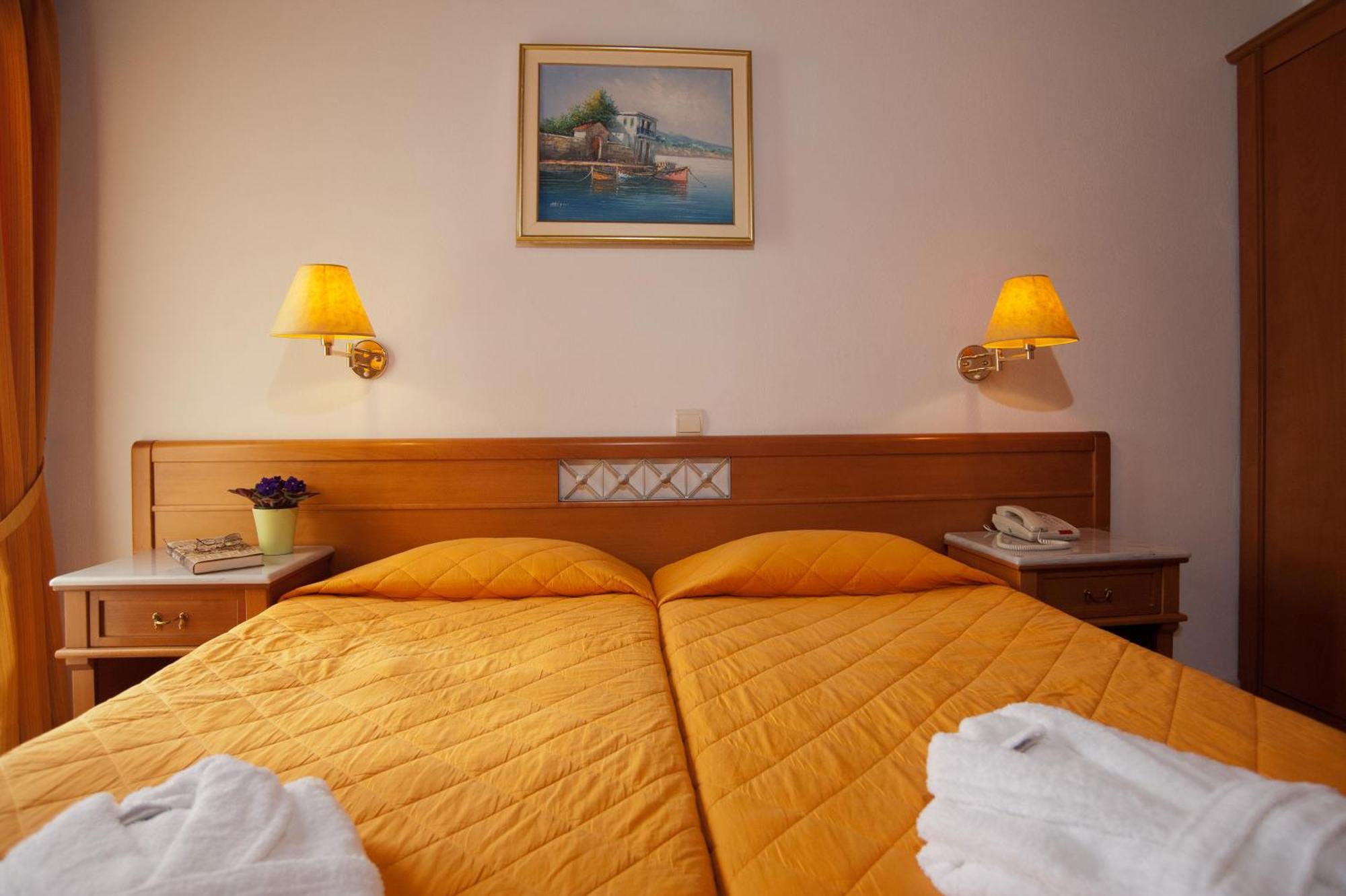Single Room,1214895733:JPEG