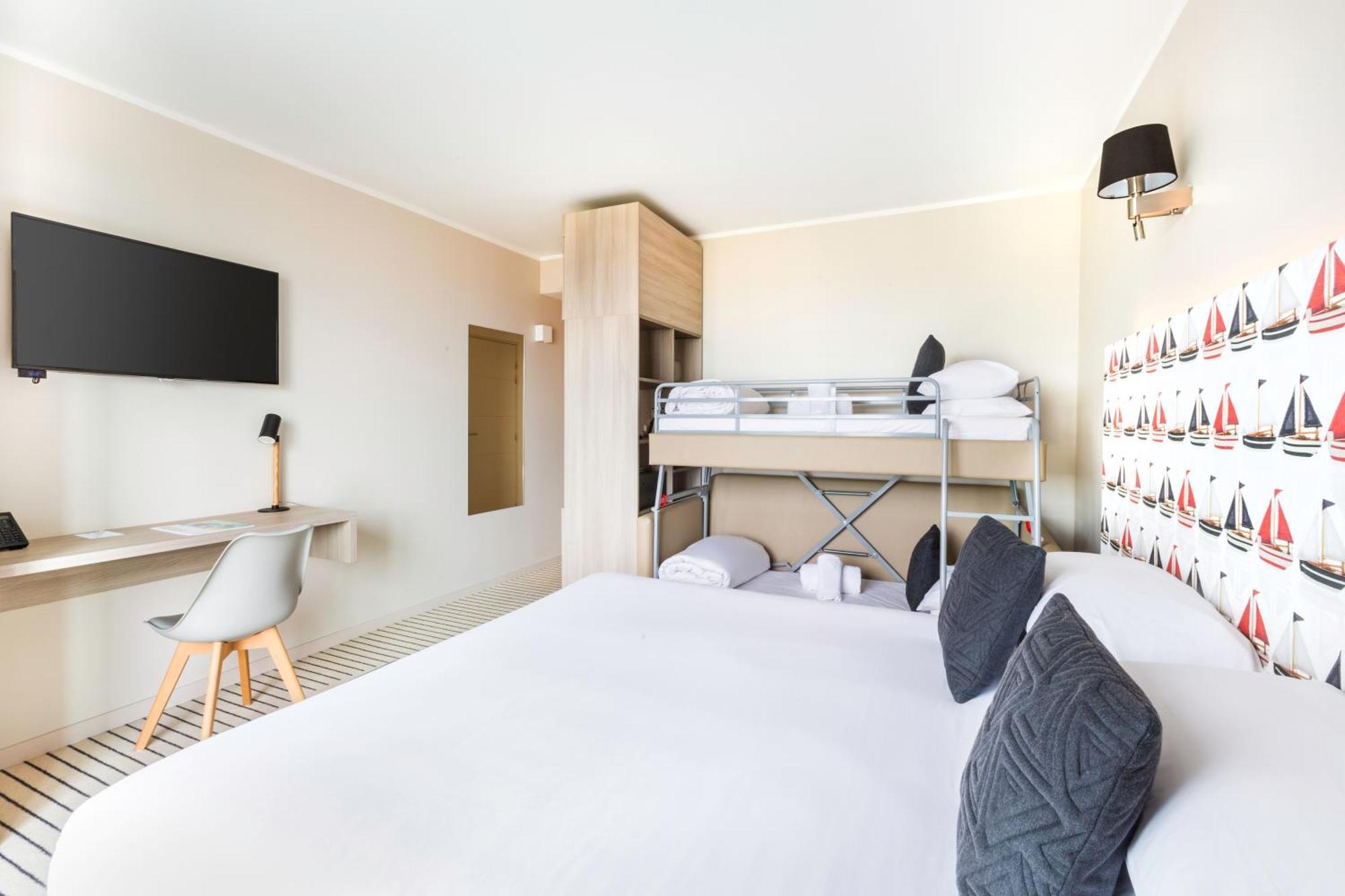 Family Room One Queen Bed One Single Bunk Bed Non-Smoking