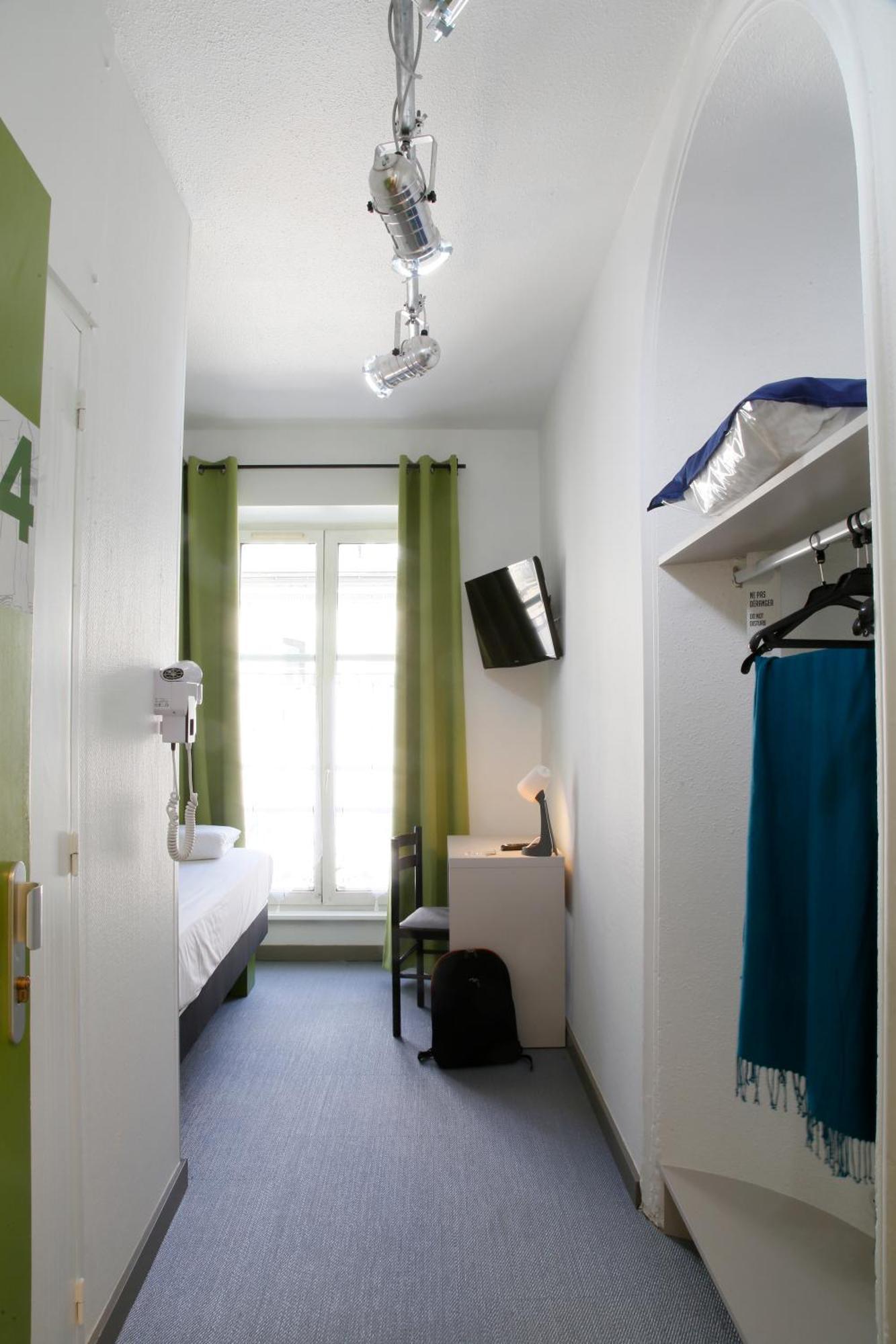 Budget Single Room