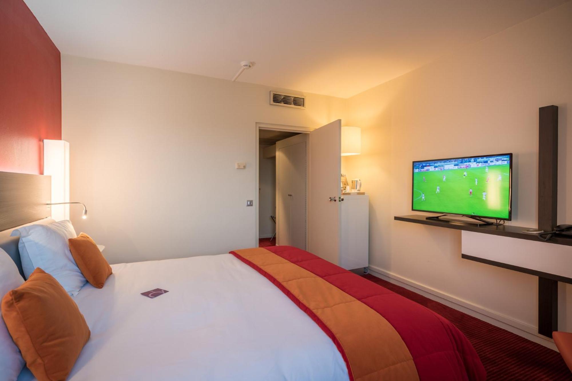 Classic Double Room