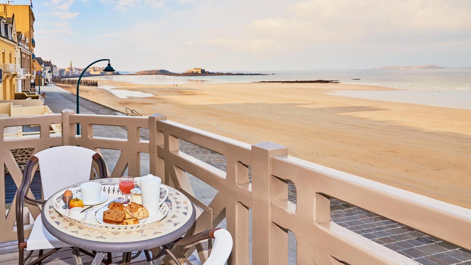 Small Double Room Terrace Sea View