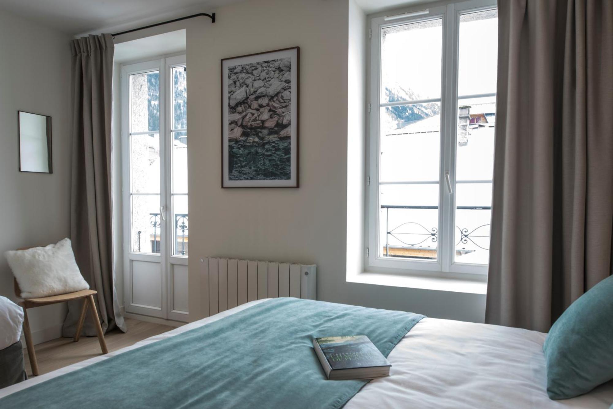 Superior One-Bedroom Apartment Montain view Balcony