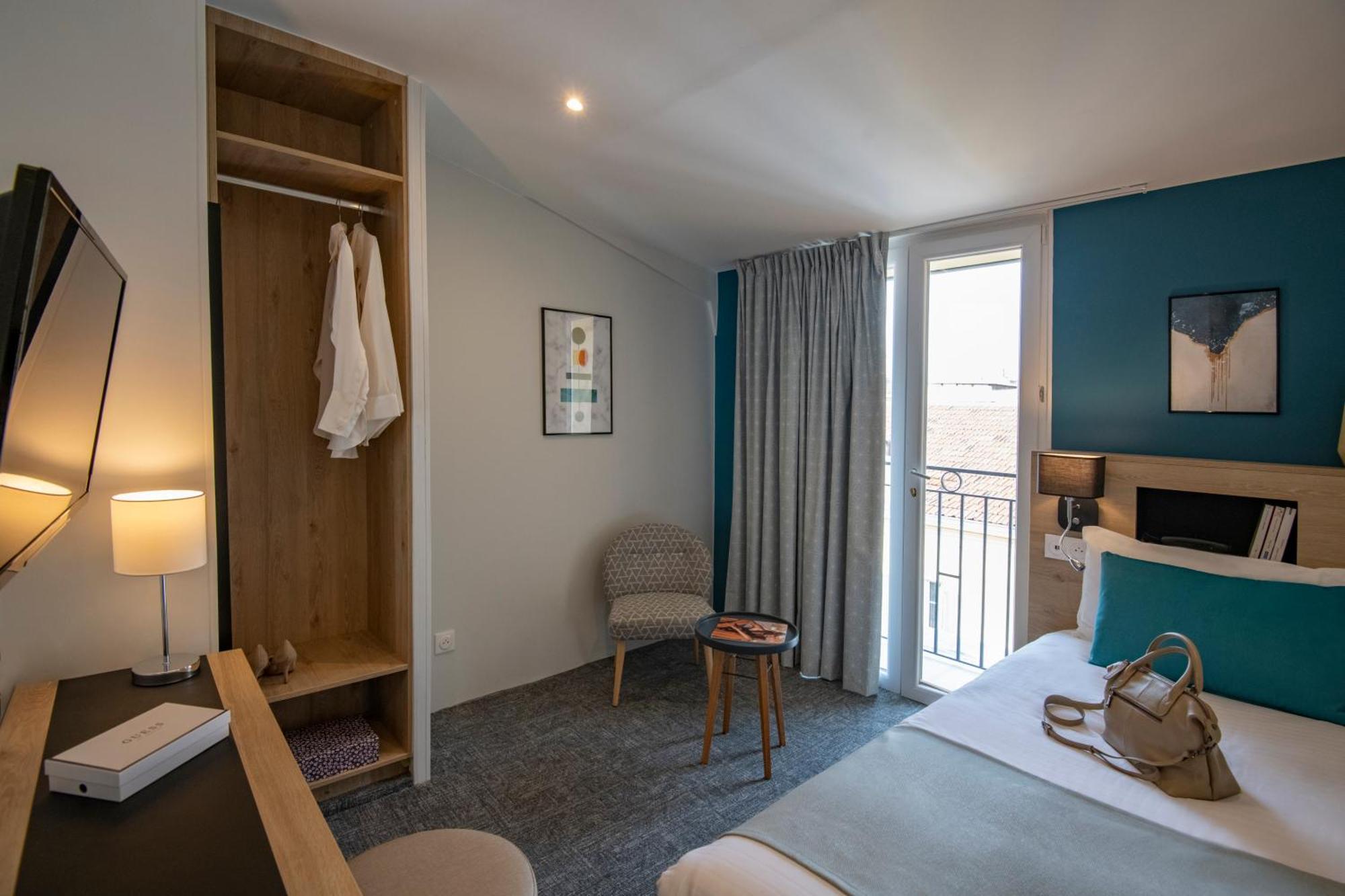 Single Room,1215164989:JPEG