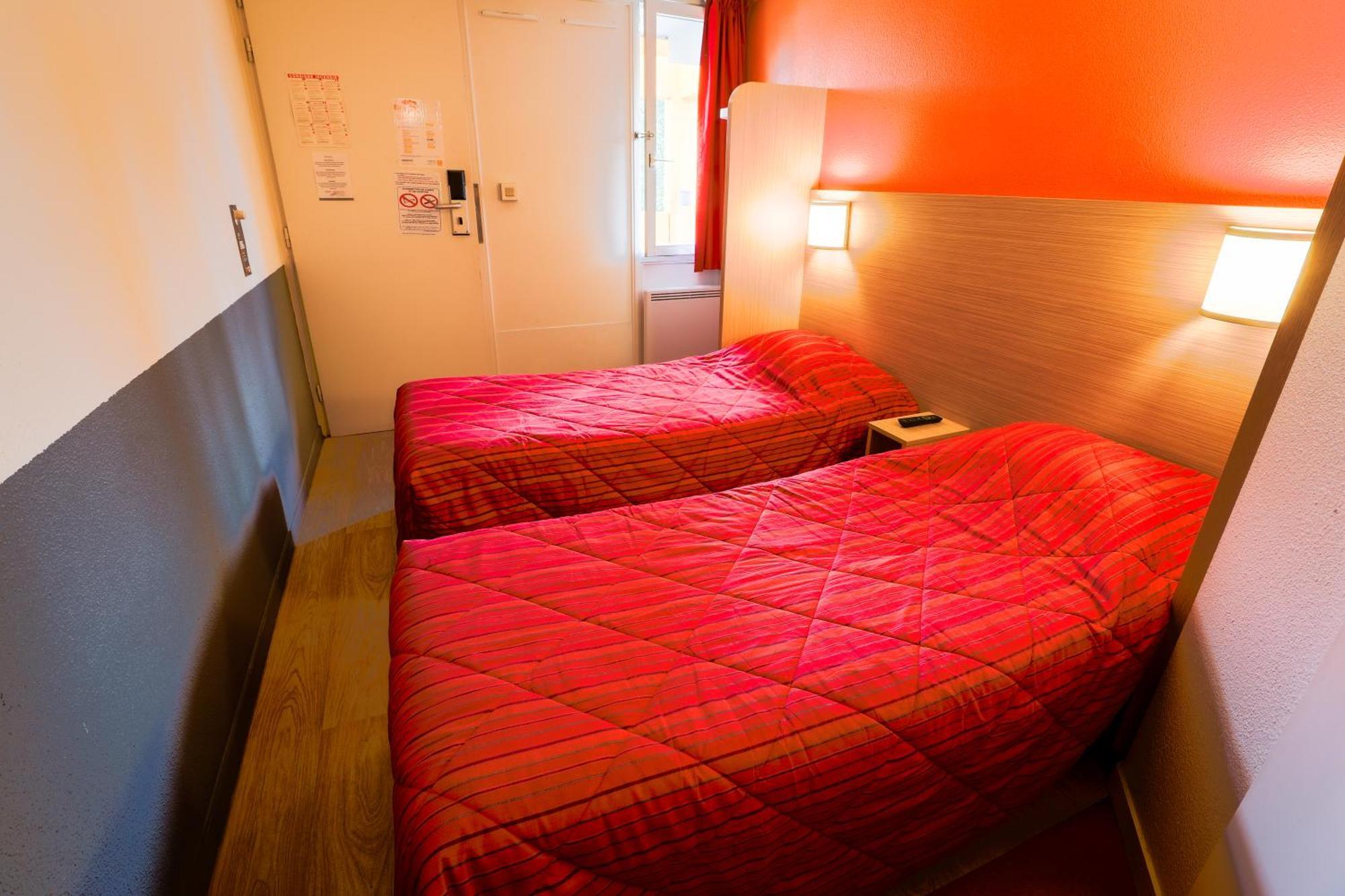 Twin Room 2 Single Beds,1215213043:JPEG