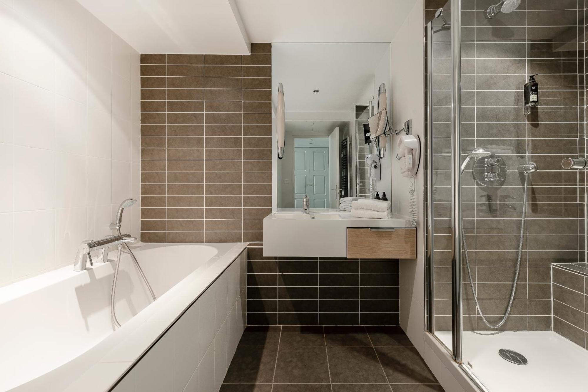 Junior Suite,1215225319:JPEG