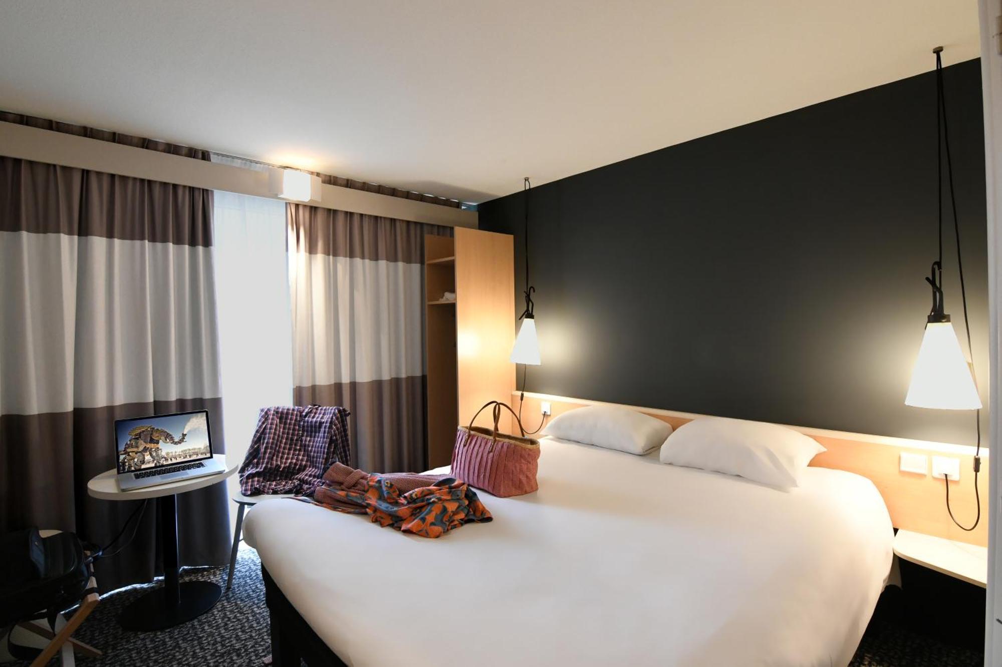 Standard Double Room,961504414:JPEG