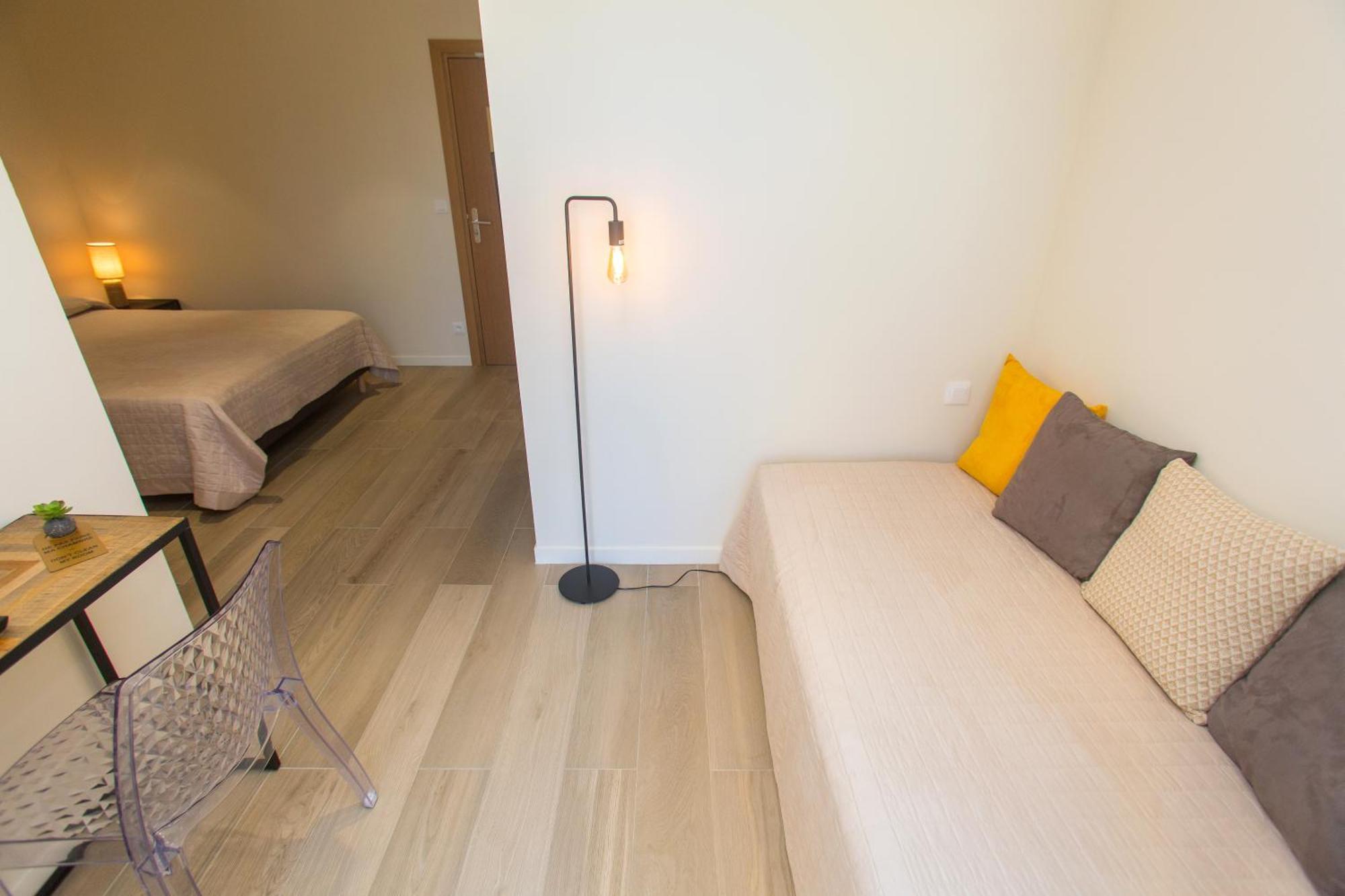 Room Terrace,1215248221:JPEG