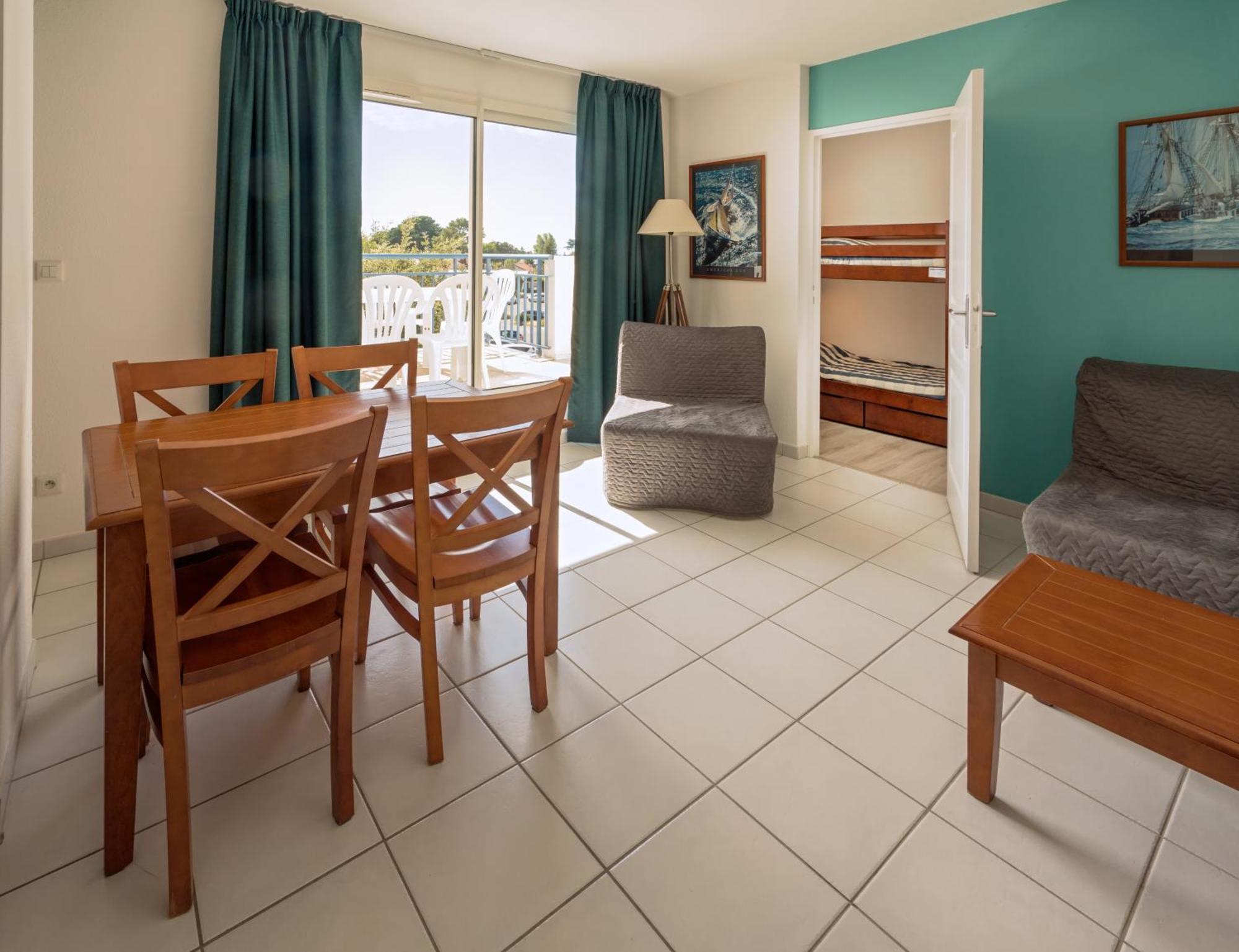 One-Bedroom Apartment Alcove,1215267916:JPEG