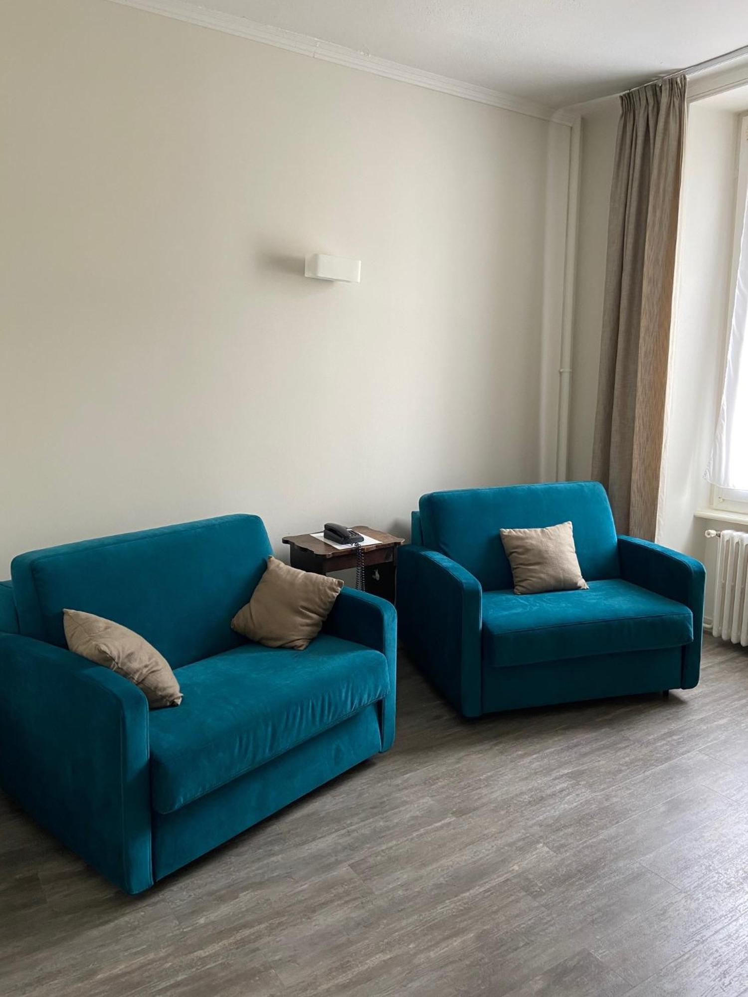 Prestige Room