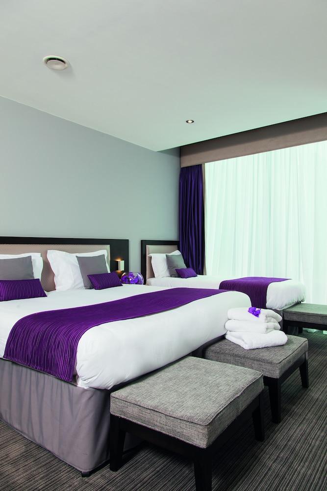 Two-Bedroom Luxe