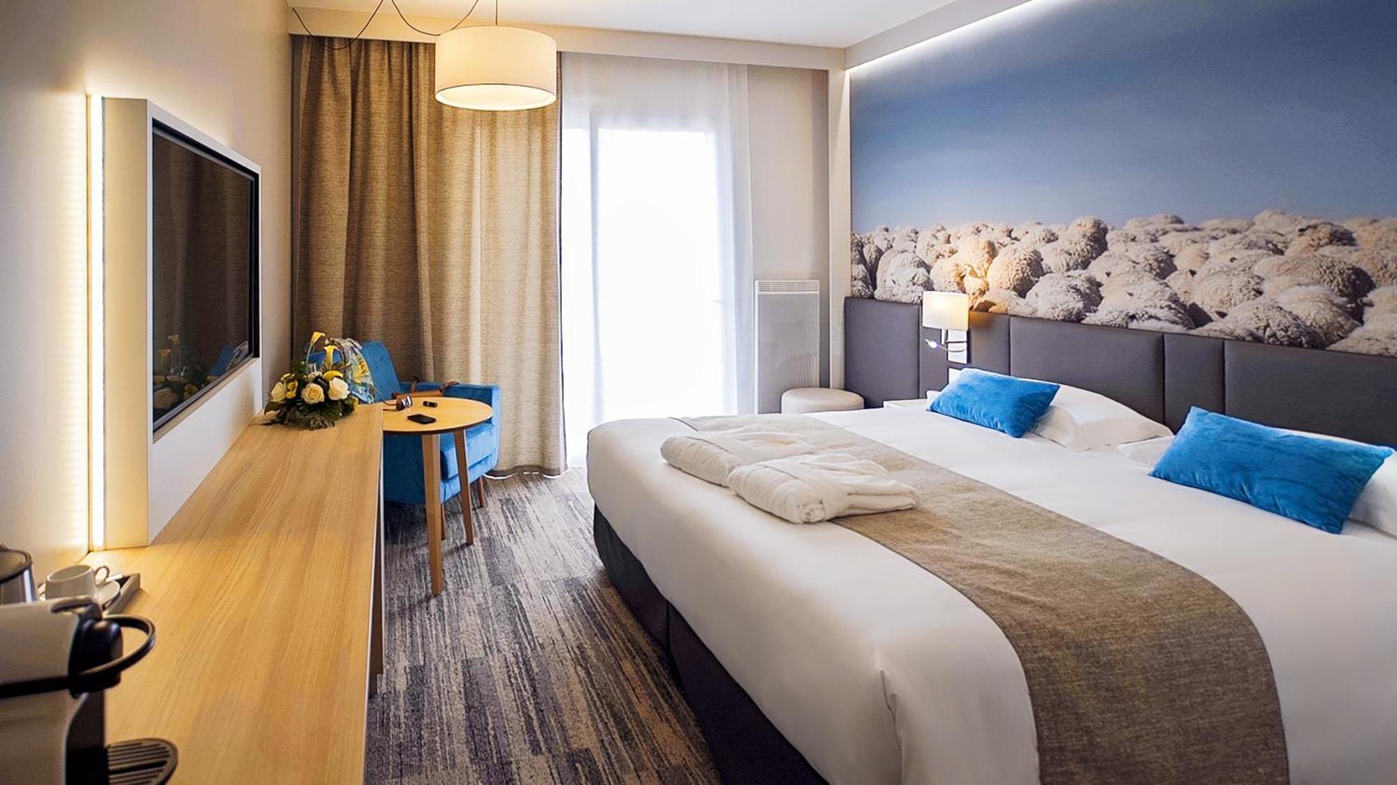 Superior Double Room,547699965:JPEG