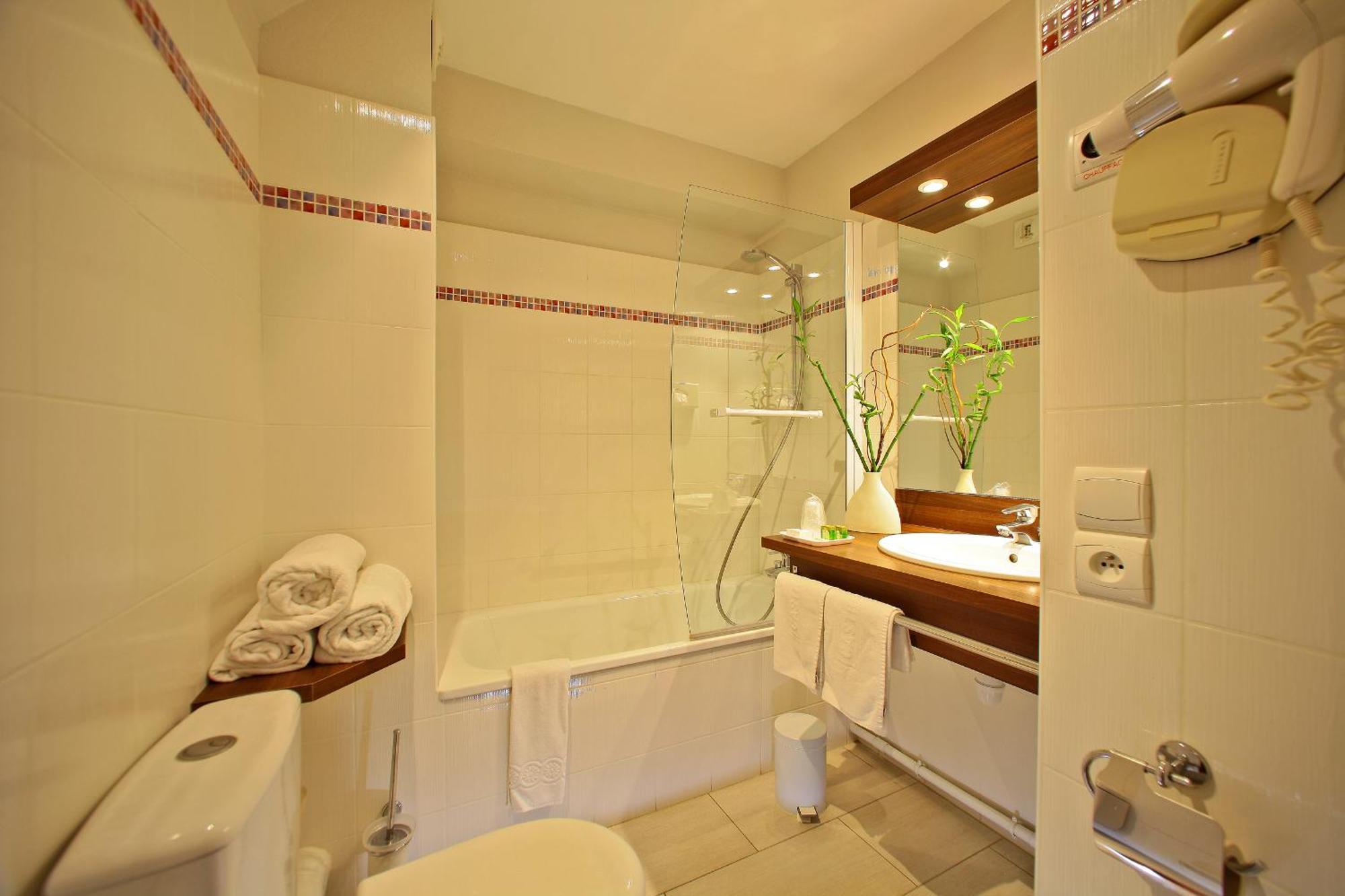 Classic Â Double Room,1729999863:JPEG