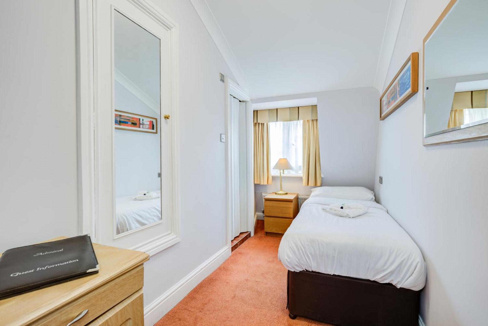 Standard Single Room,1215430390:JPEG