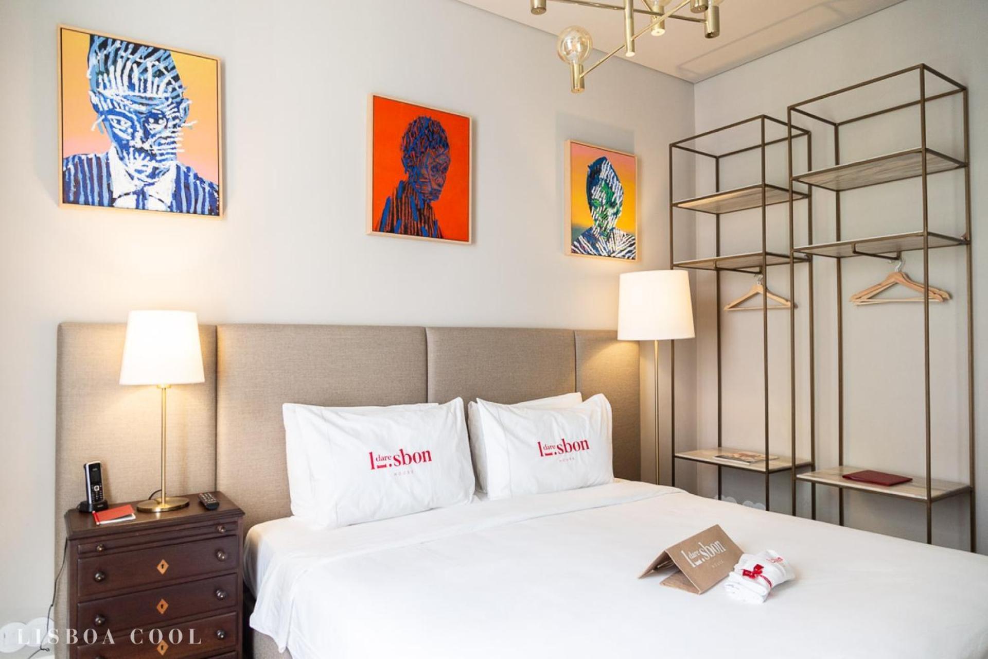 One-Bedroom Apartment,1215916408:JPEG
