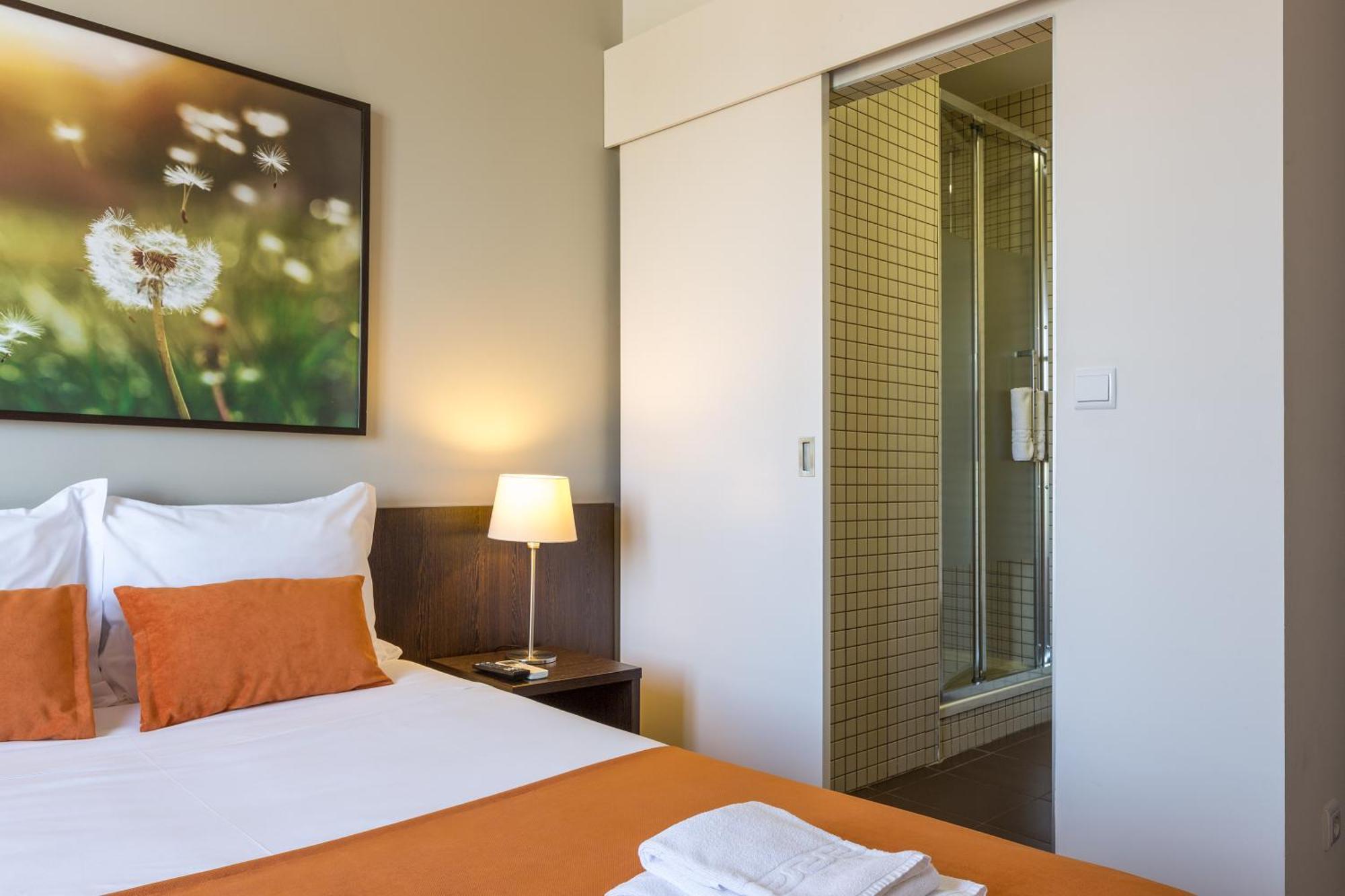 Double Basic Room,1500146914:JPEG
