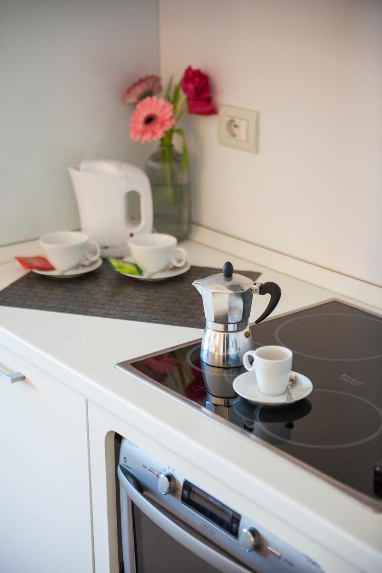 Double Room Kitchenette,1215966730:JPEG