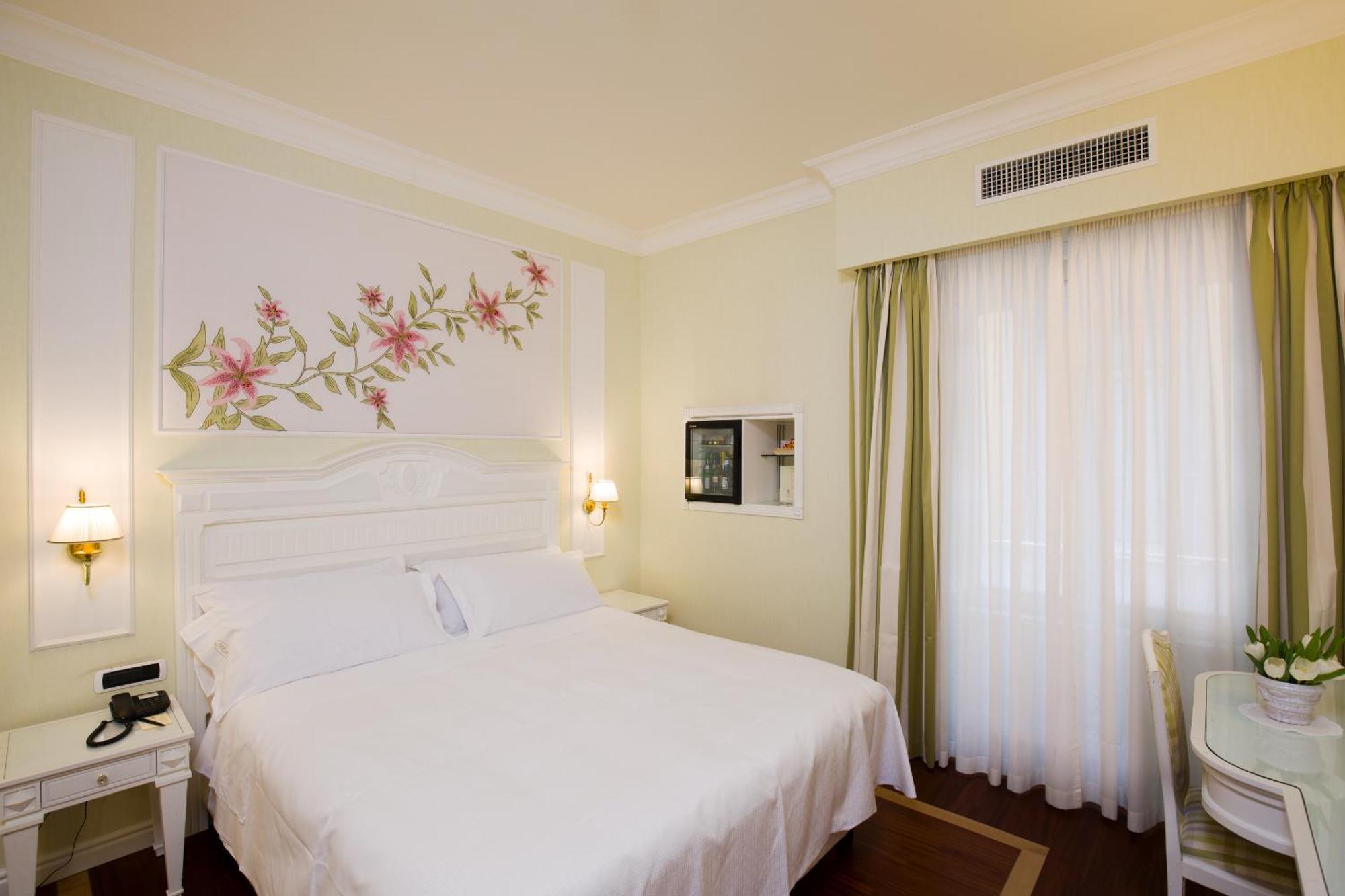 Classic Double or Twin Room