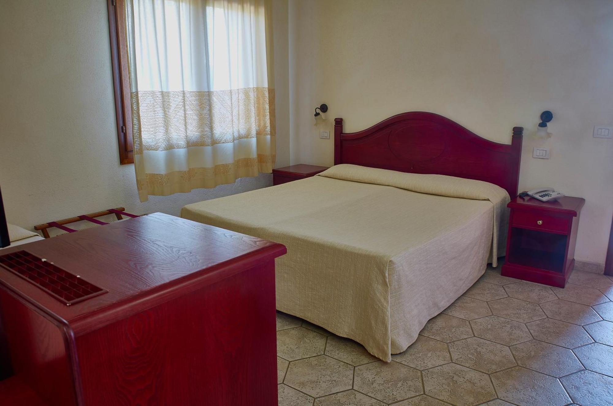 Double Room,345251425:JPEG