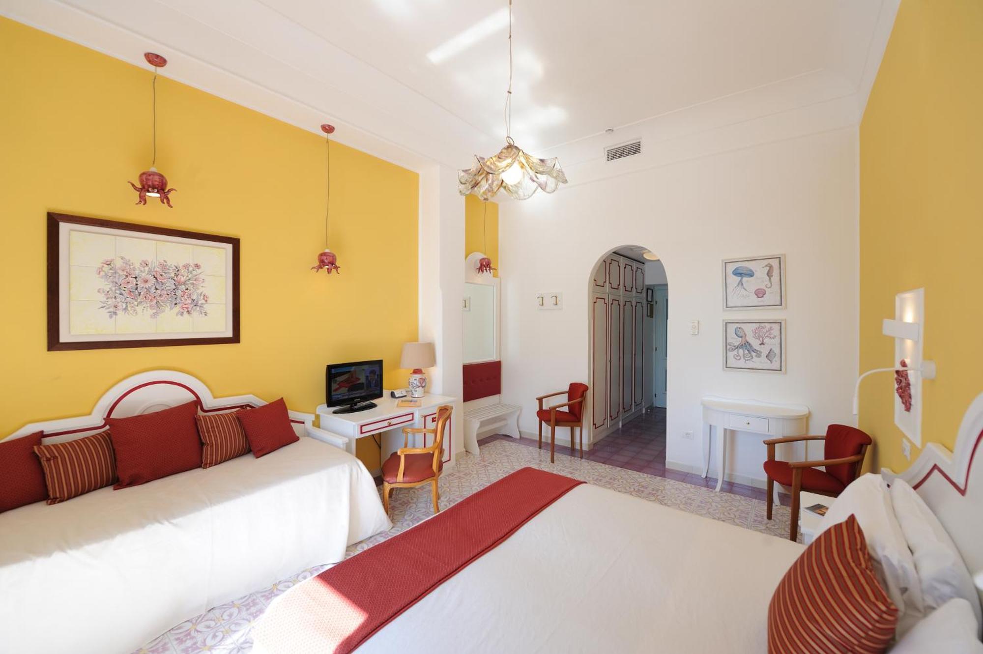 Superior Double or Twin Room Sea View