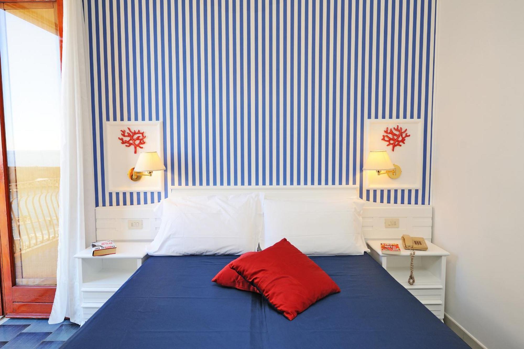 Double or Twin Room Partial Sea View
