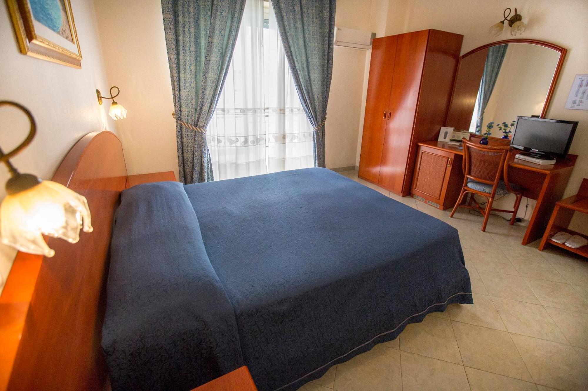Double or Twin Room Balcony