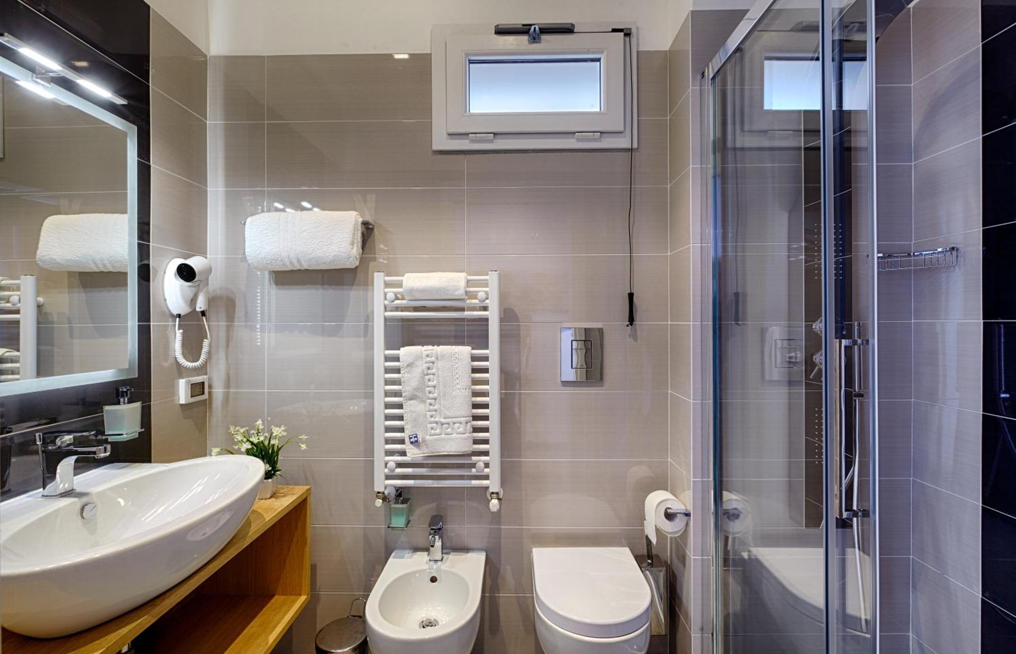 Double Room,1216227730:JPEG