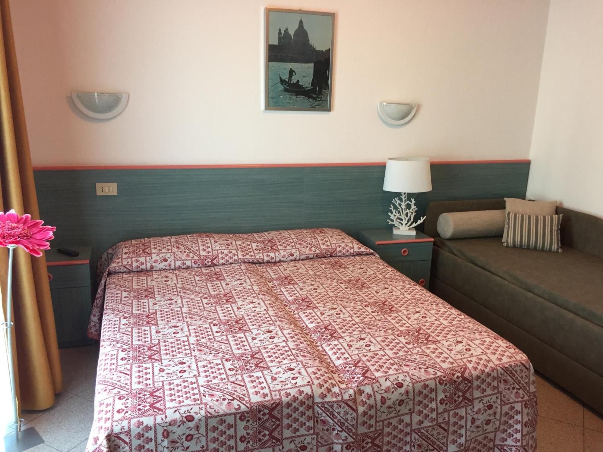 Deluxe Double or Twin Room Balcony