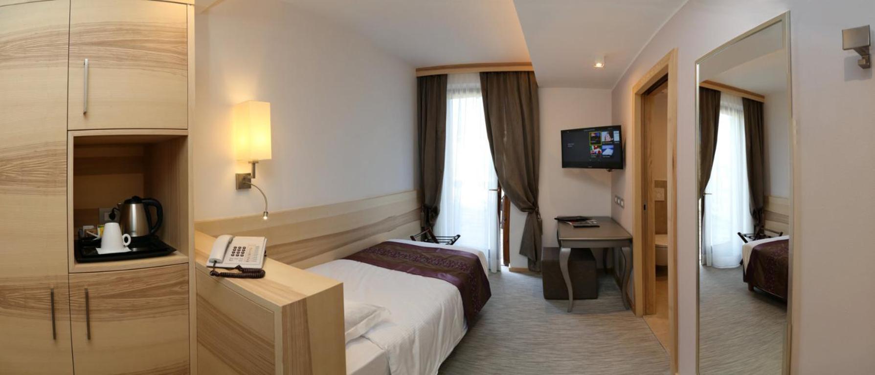 Single Room Terrace