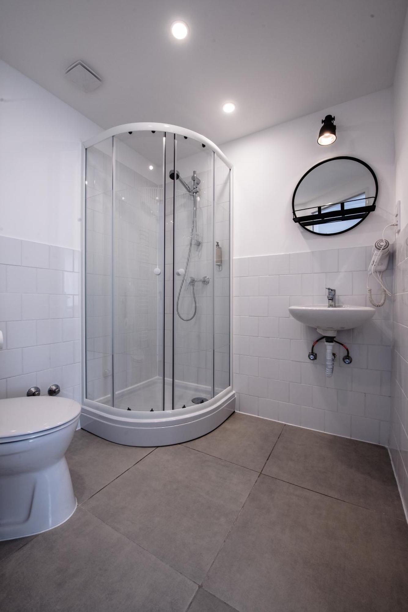 Compact Twin Room