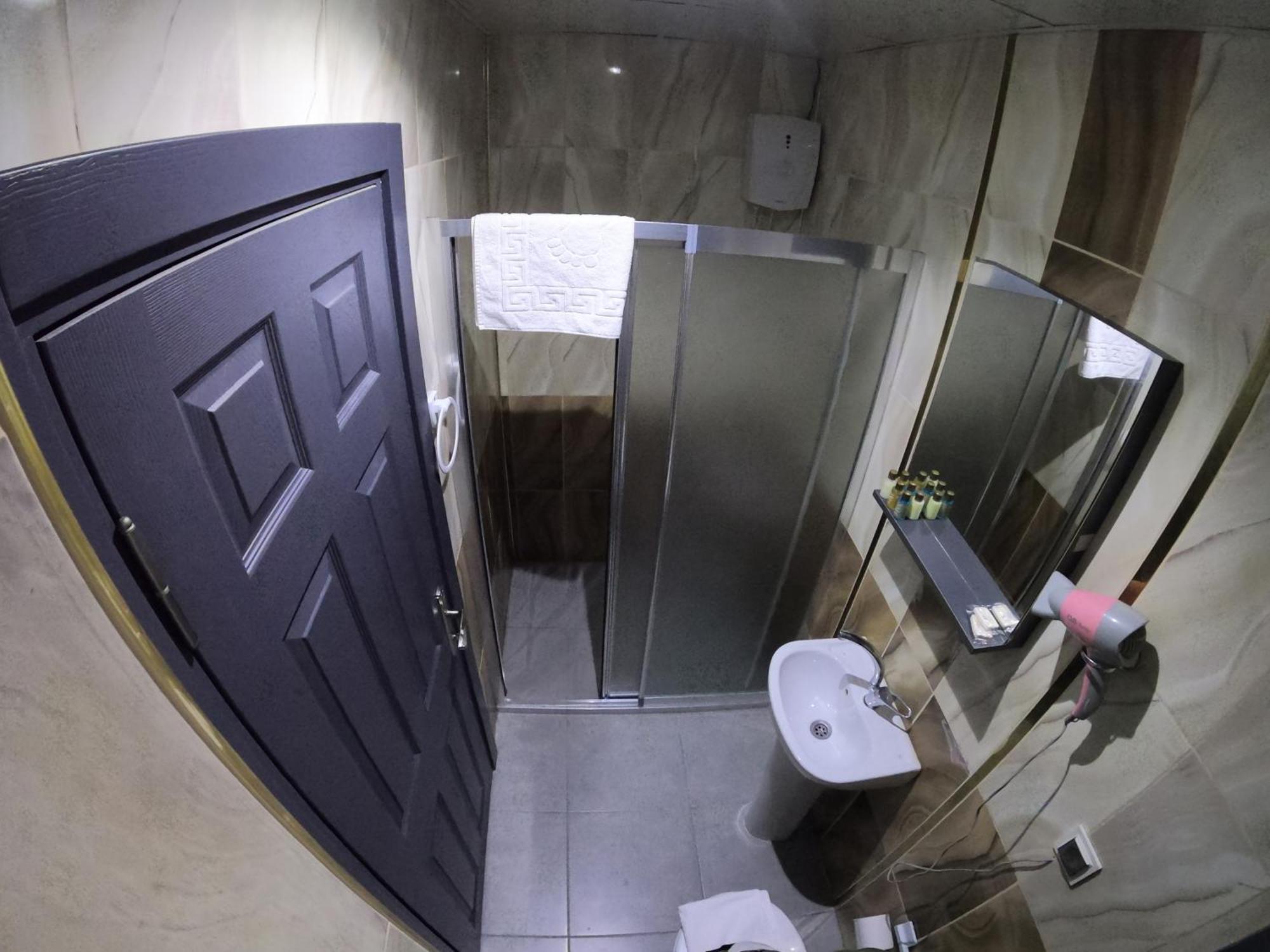Standard Quadruple Room,1771656499:JPEG