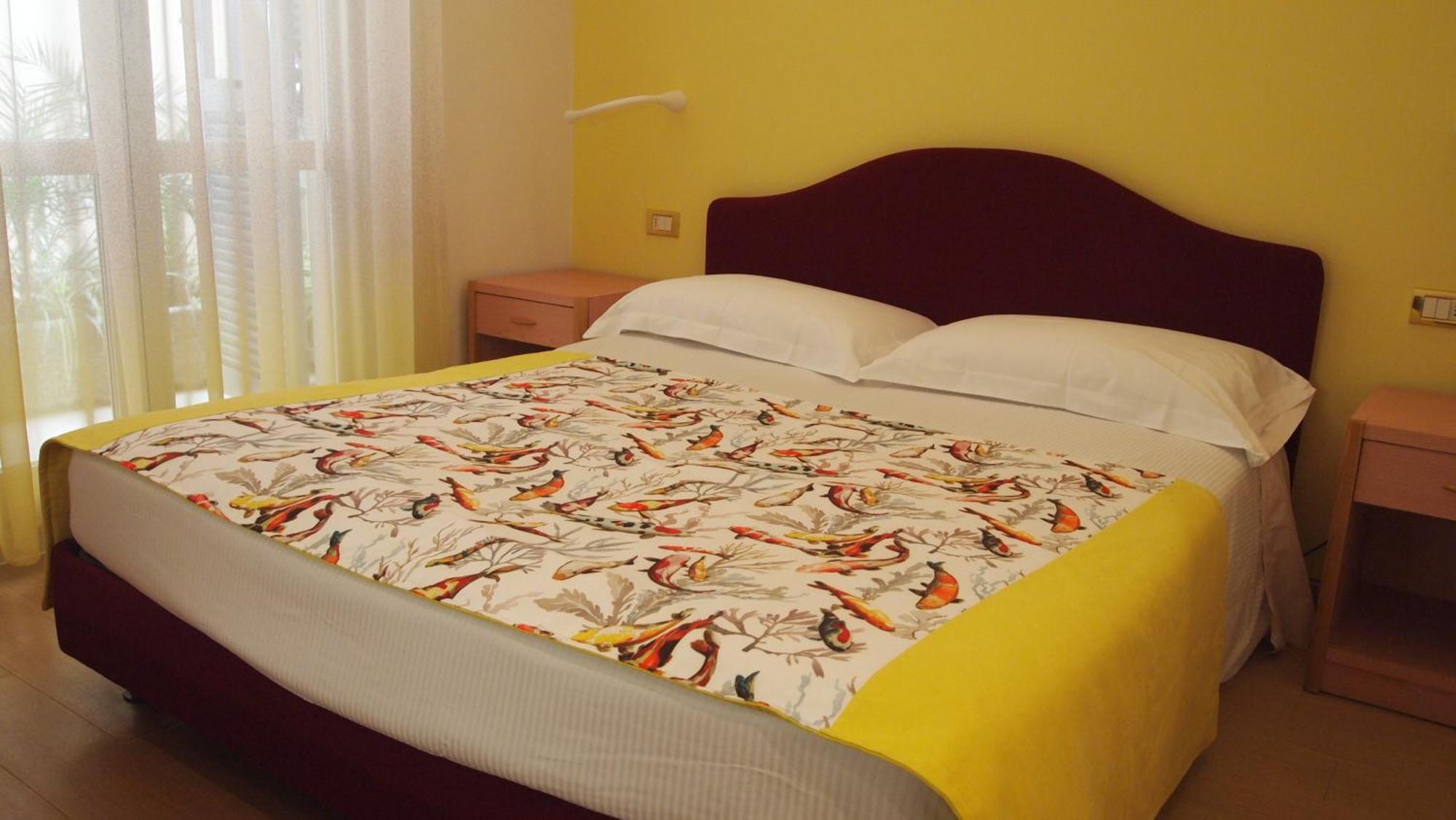 Basic Double Room,1263396358:JPEG