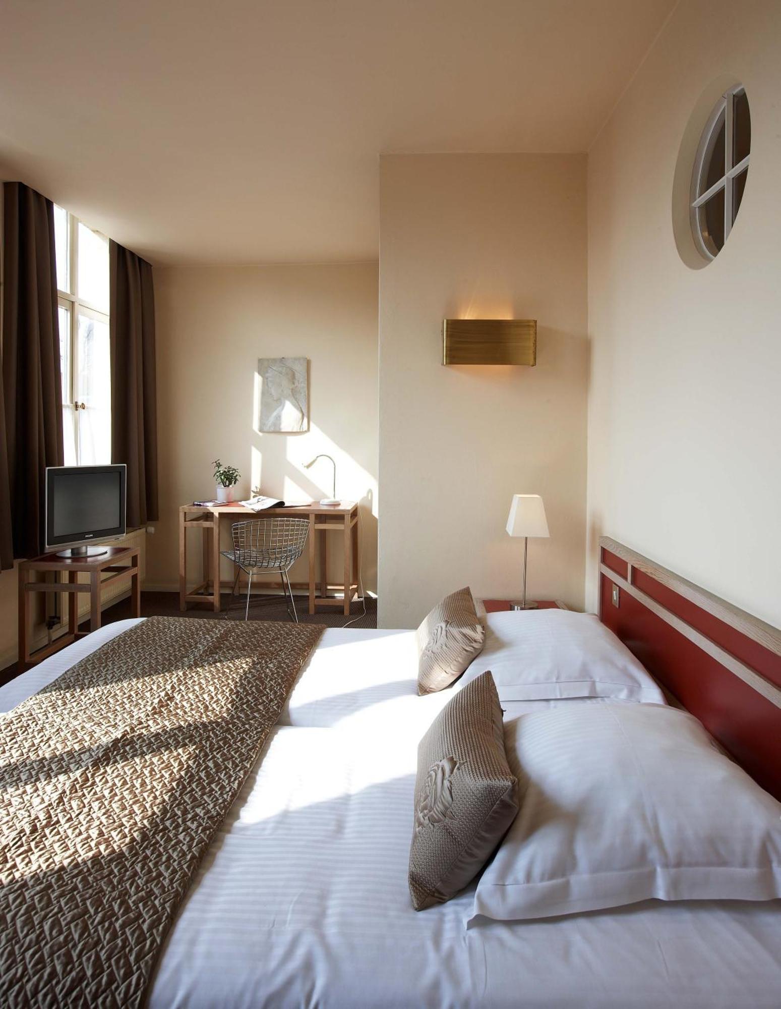 Superior Double or Twin Room,1580280423:JPEG