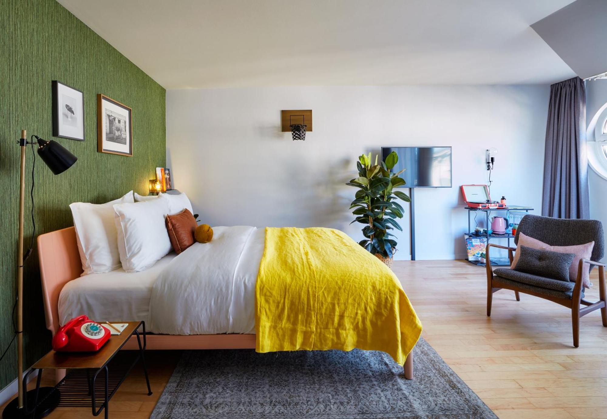 Extra Large Double Room