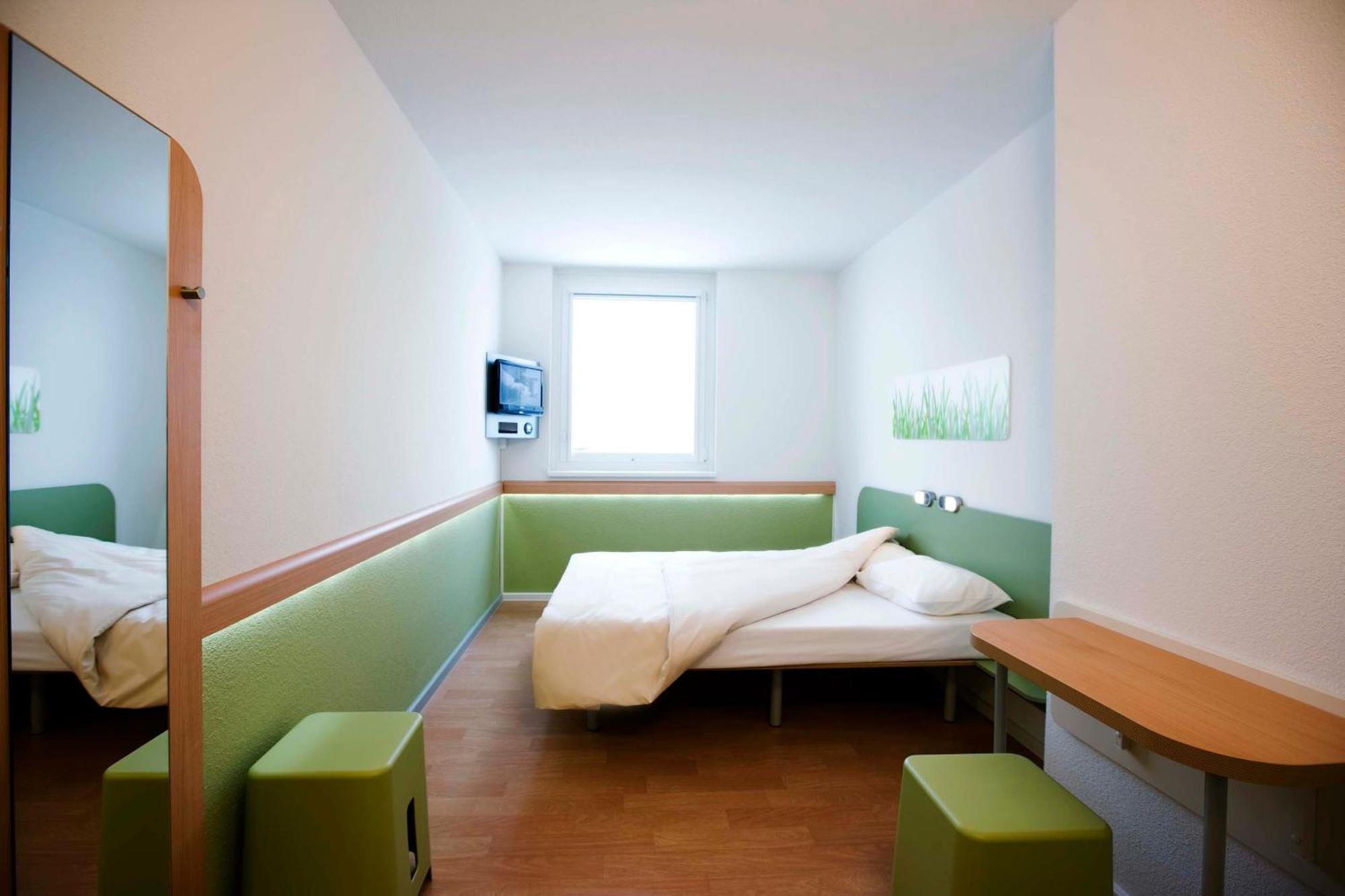 Standard Room with 1 Double Bed,73703792:JPEG