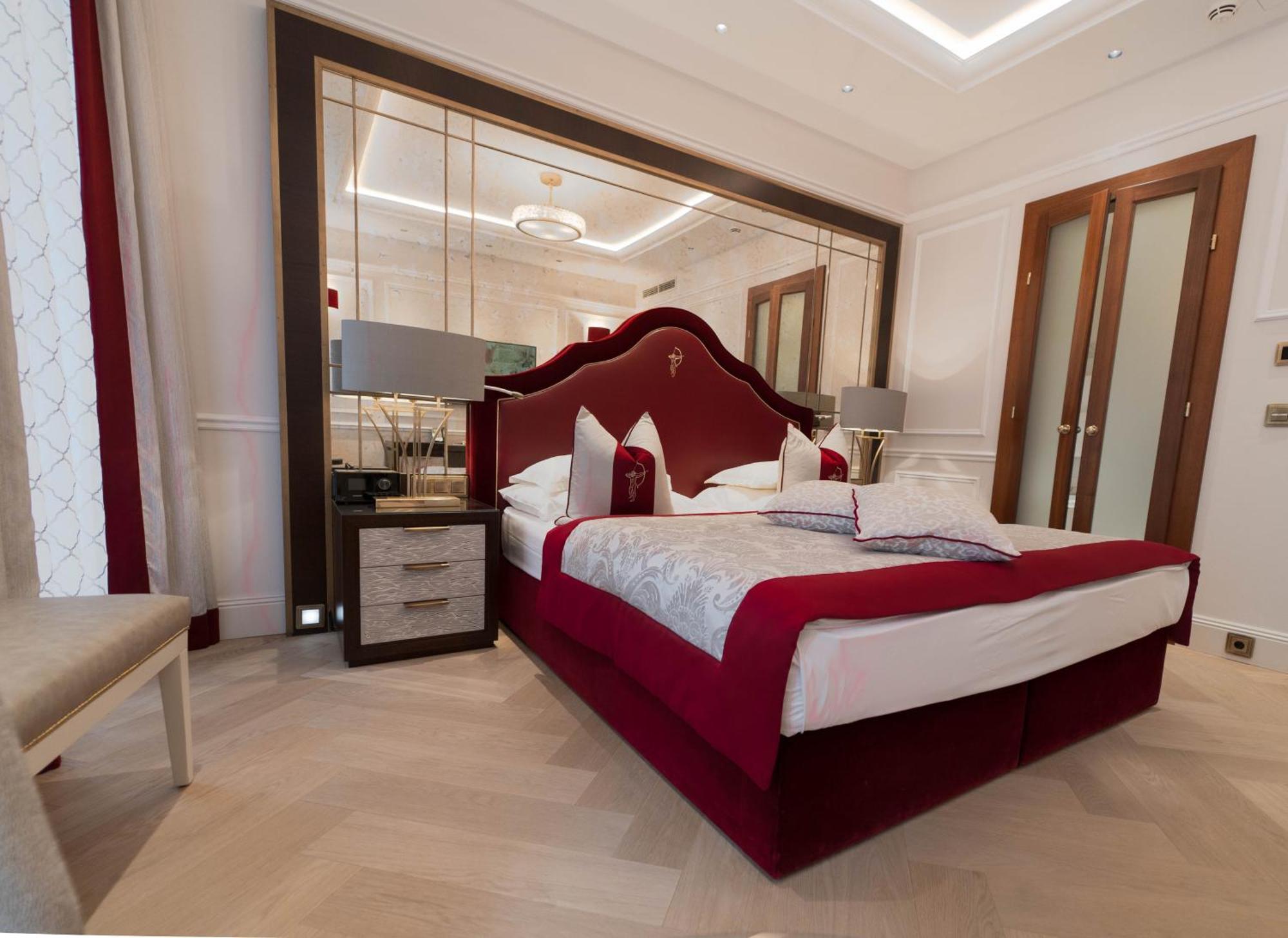 Superior Double Room Park View