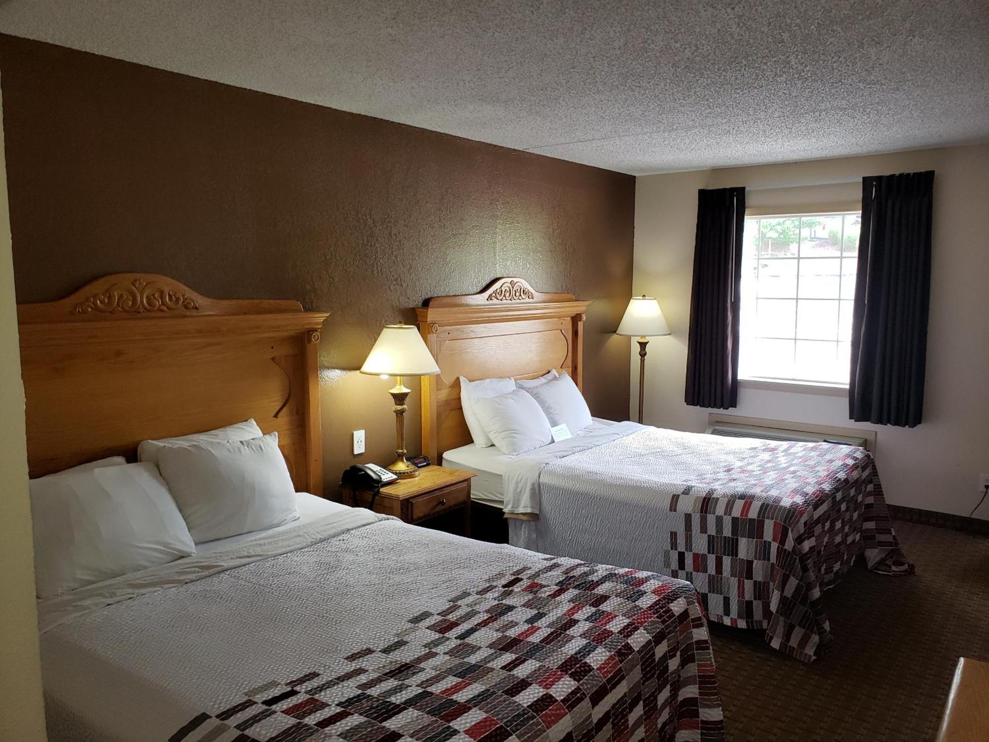 Queen Room Two Queen Beds