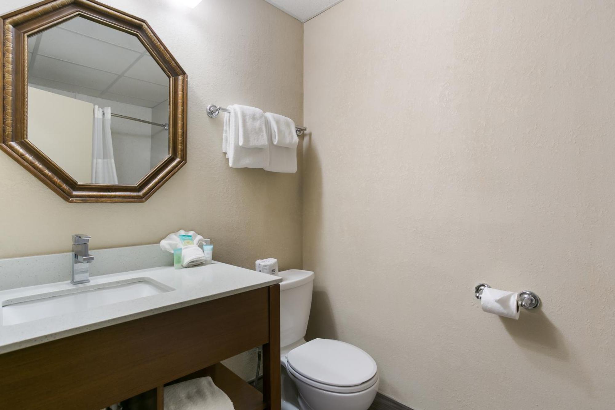 Deluxe Room Two Queen Beds