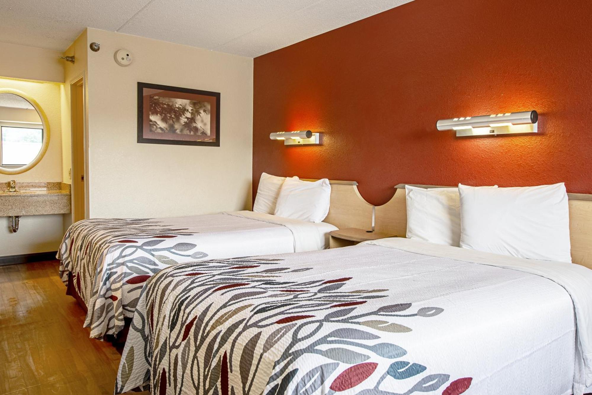 Standard Room Two Double Beds Smoke