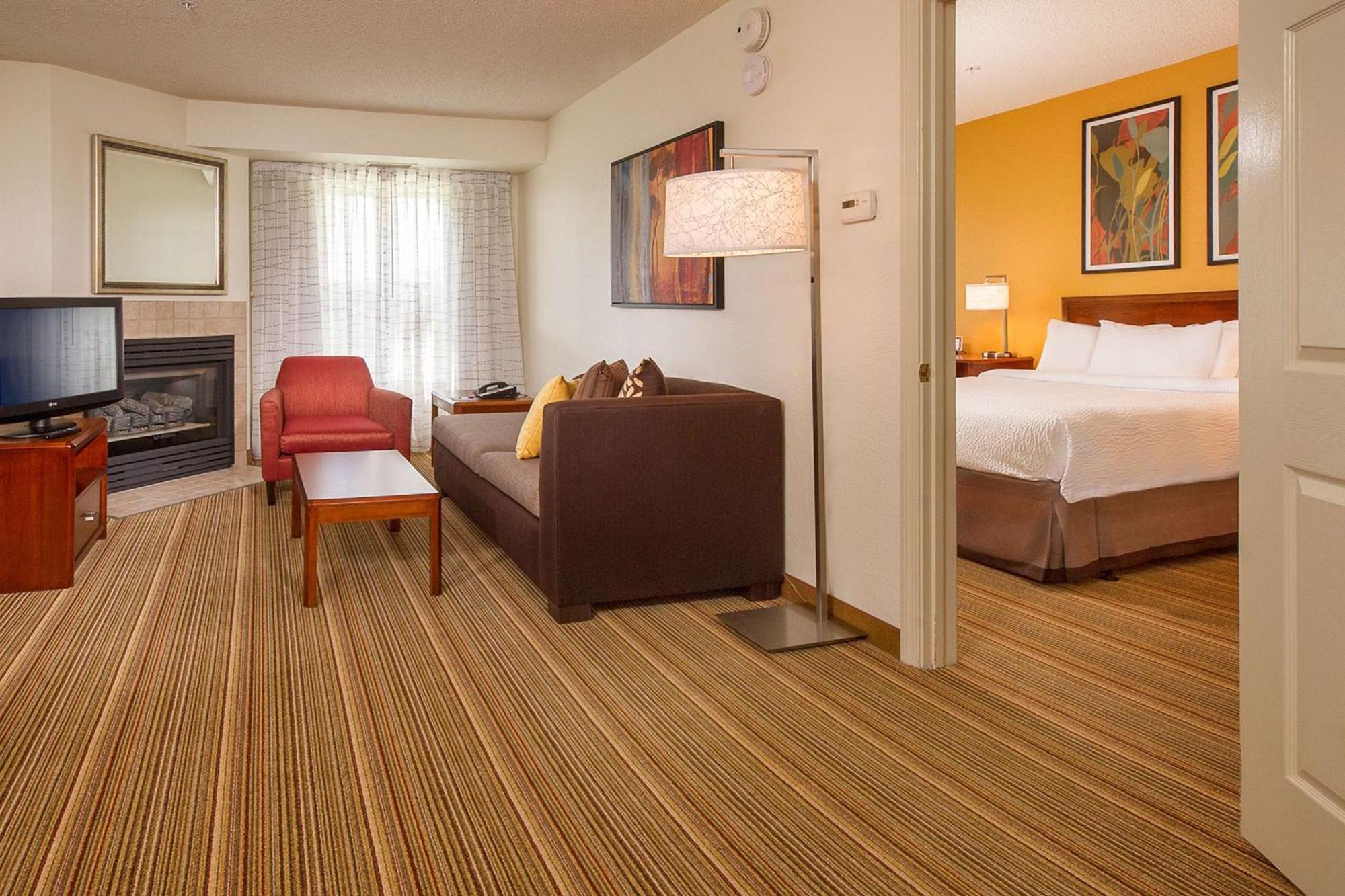 Two Bedroom Suite Two Queen Beds