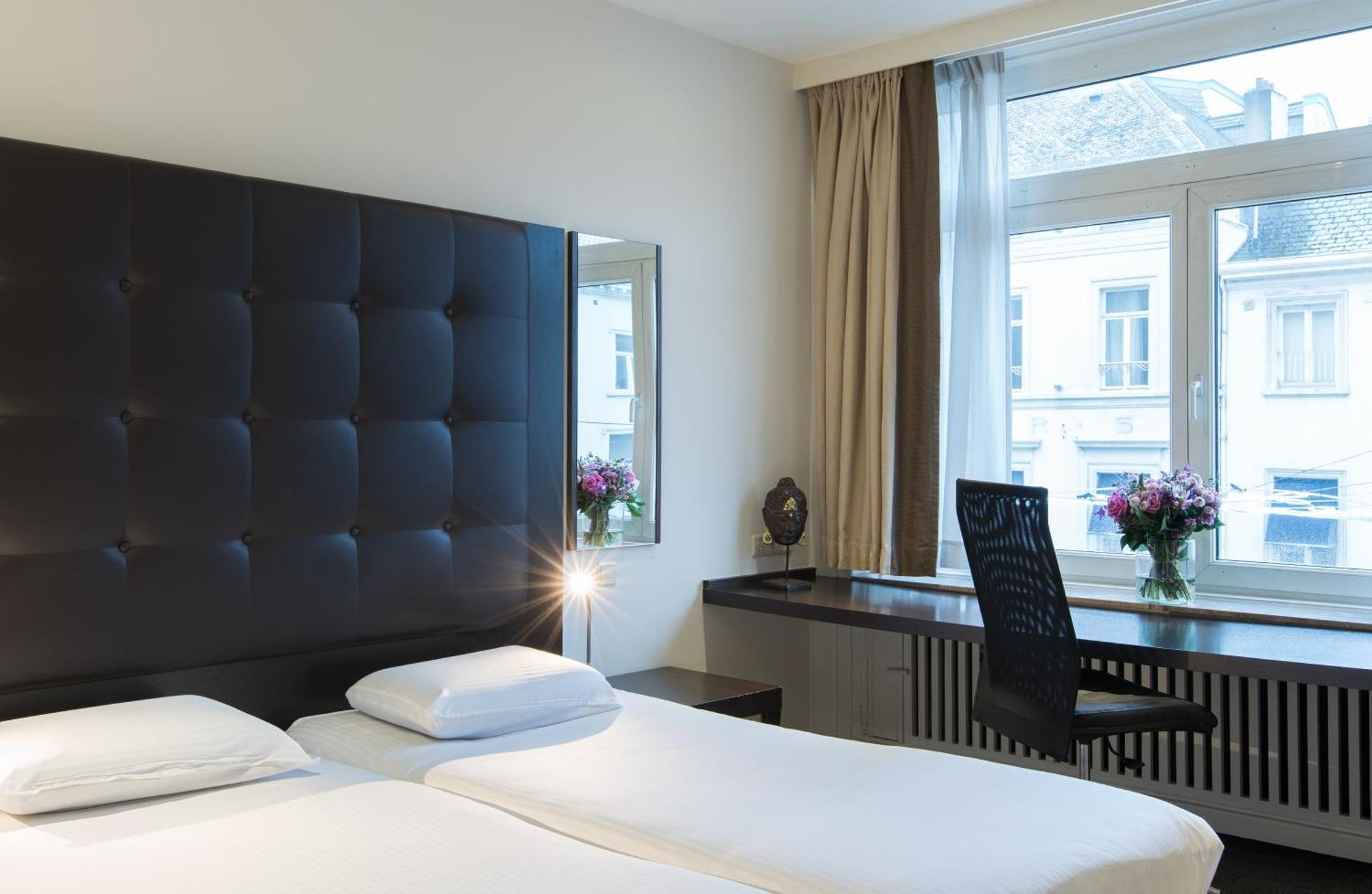 Business Twin Room,1187898265:JPEG