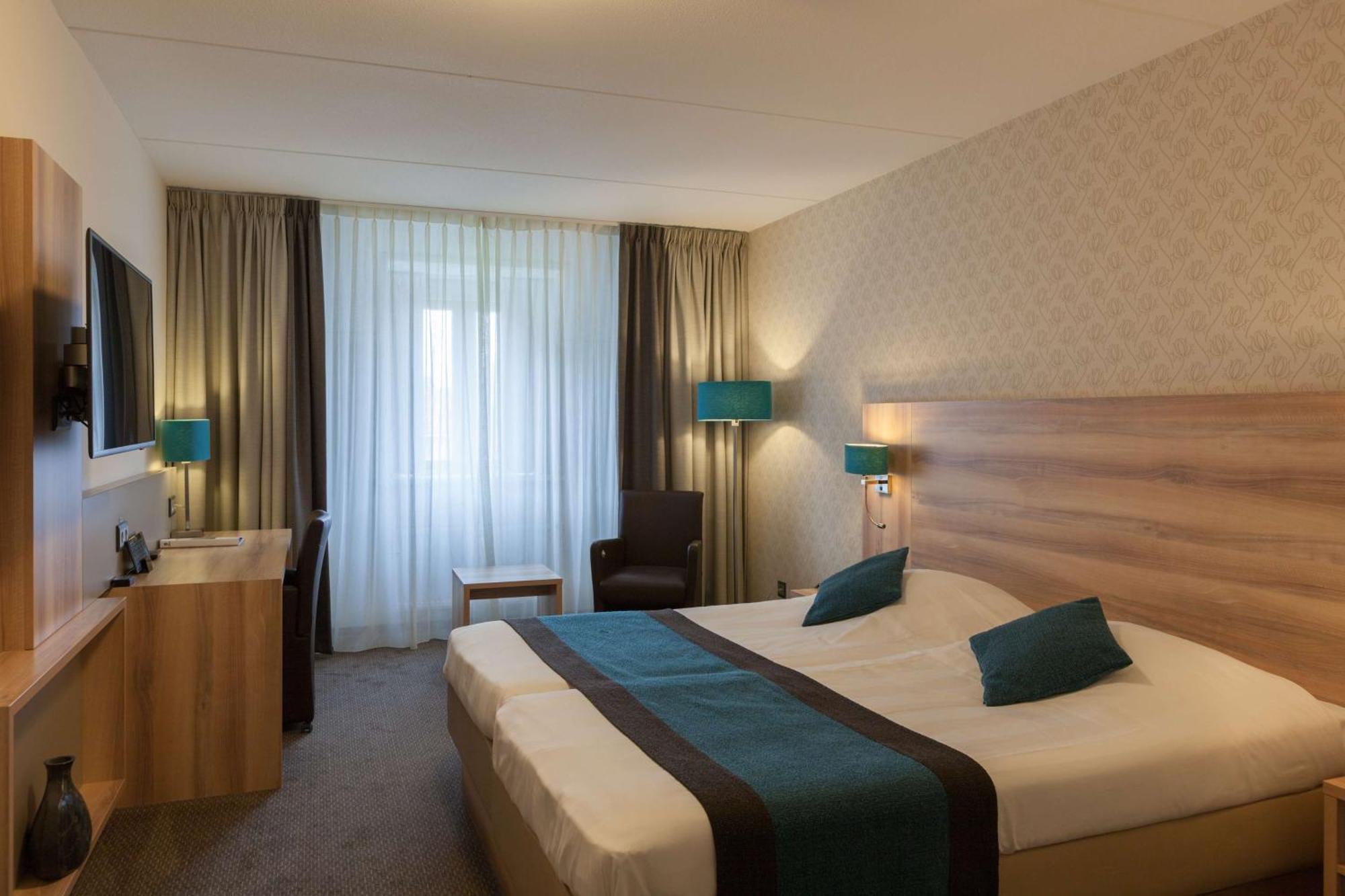 Deluxe Twin Room - Non-Smoking,1706549268:JPEG