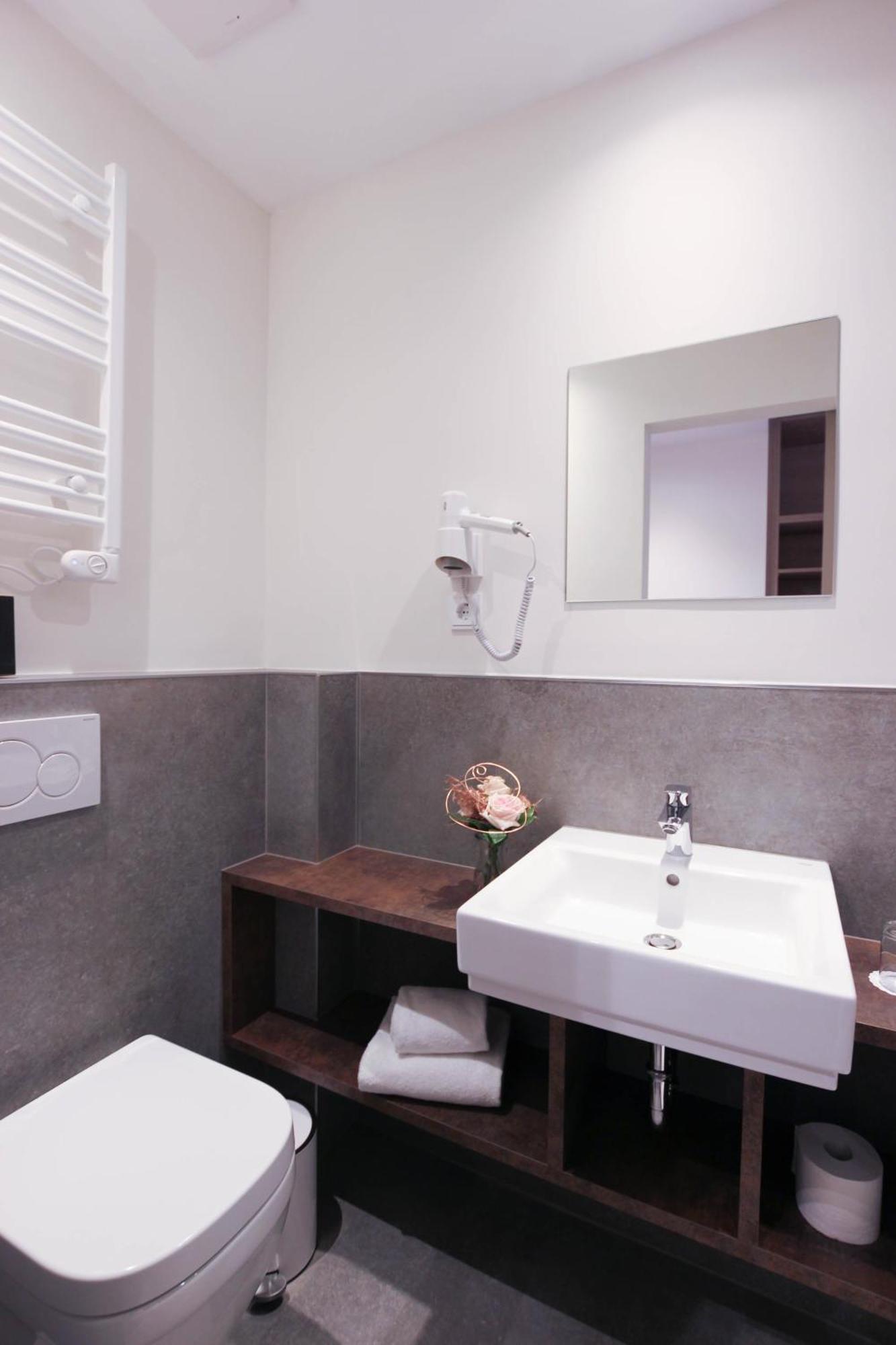 Classic Single Room